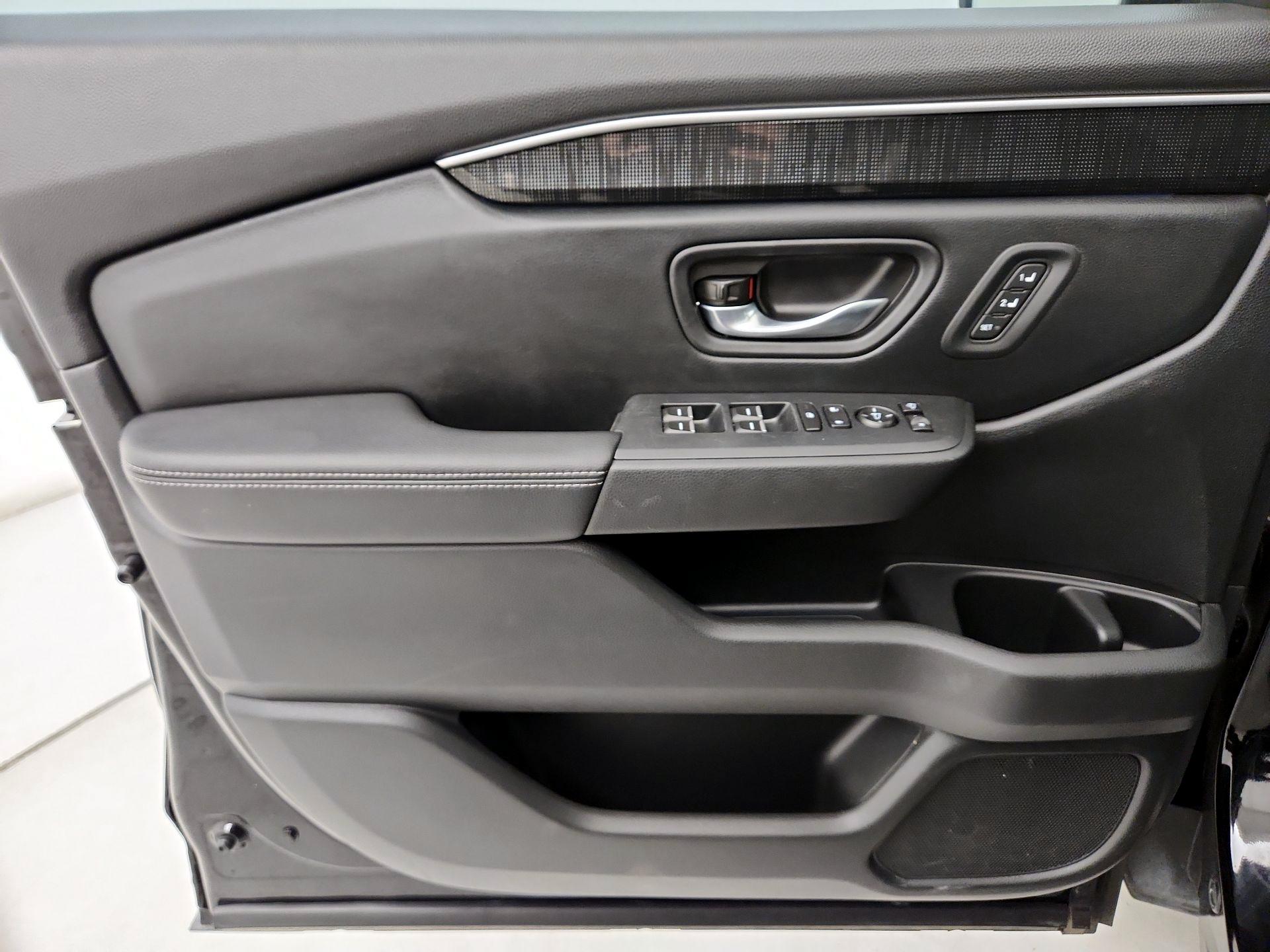 Thumbnail: 2025 Honda Pilot - 12