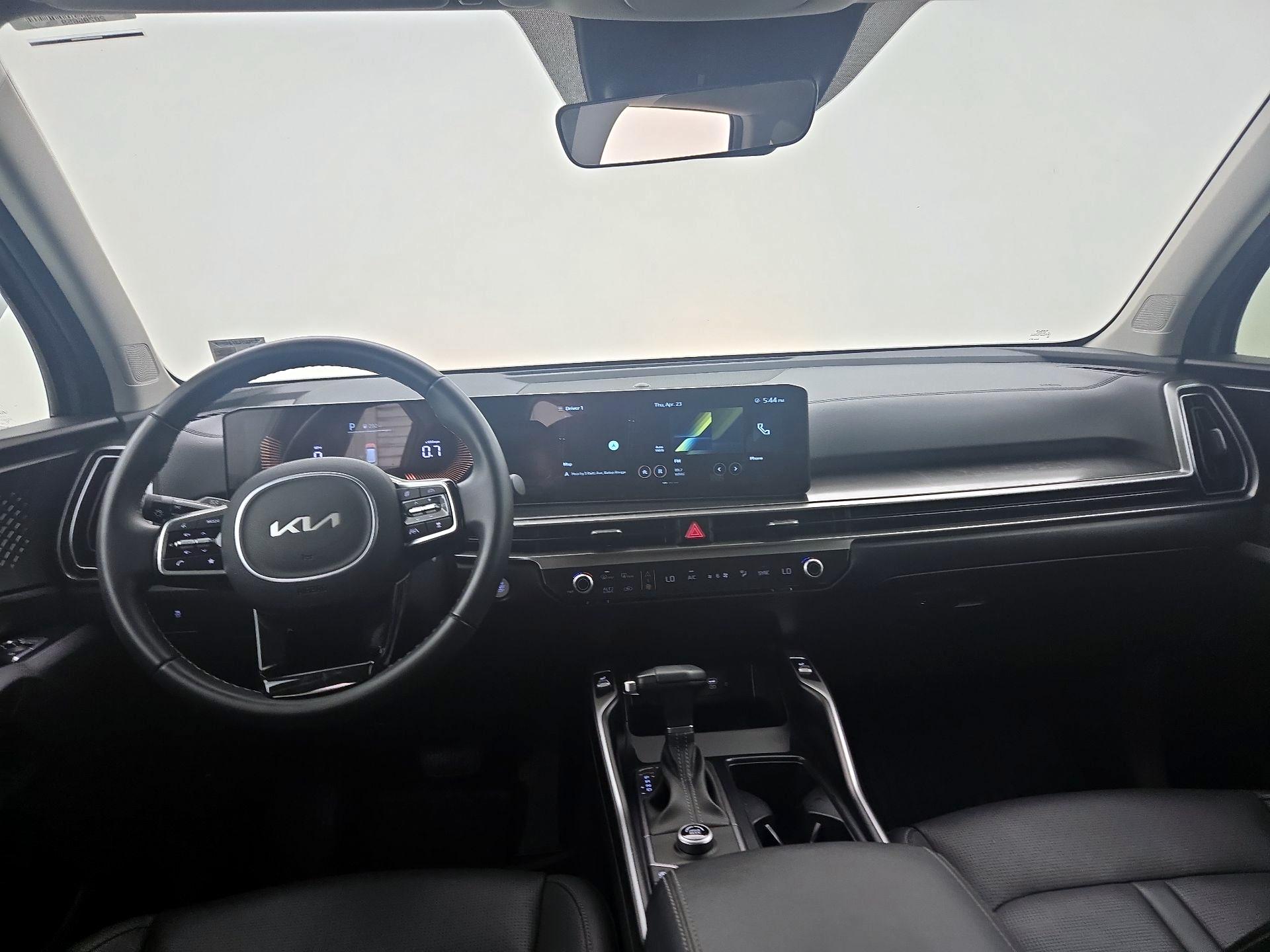 Thumbnail: 2025 Kia Sorento - 9