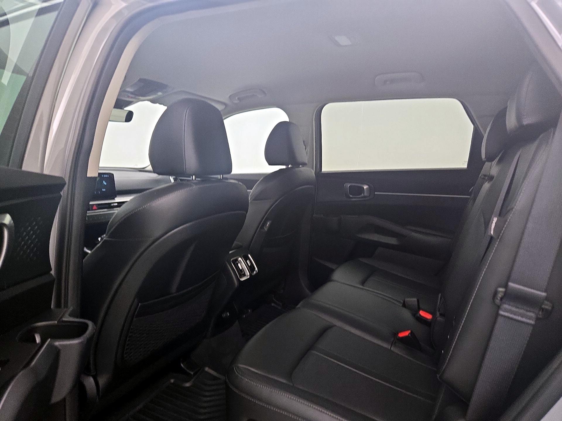 Thumbnail: 2025 Kia Sorento - 19