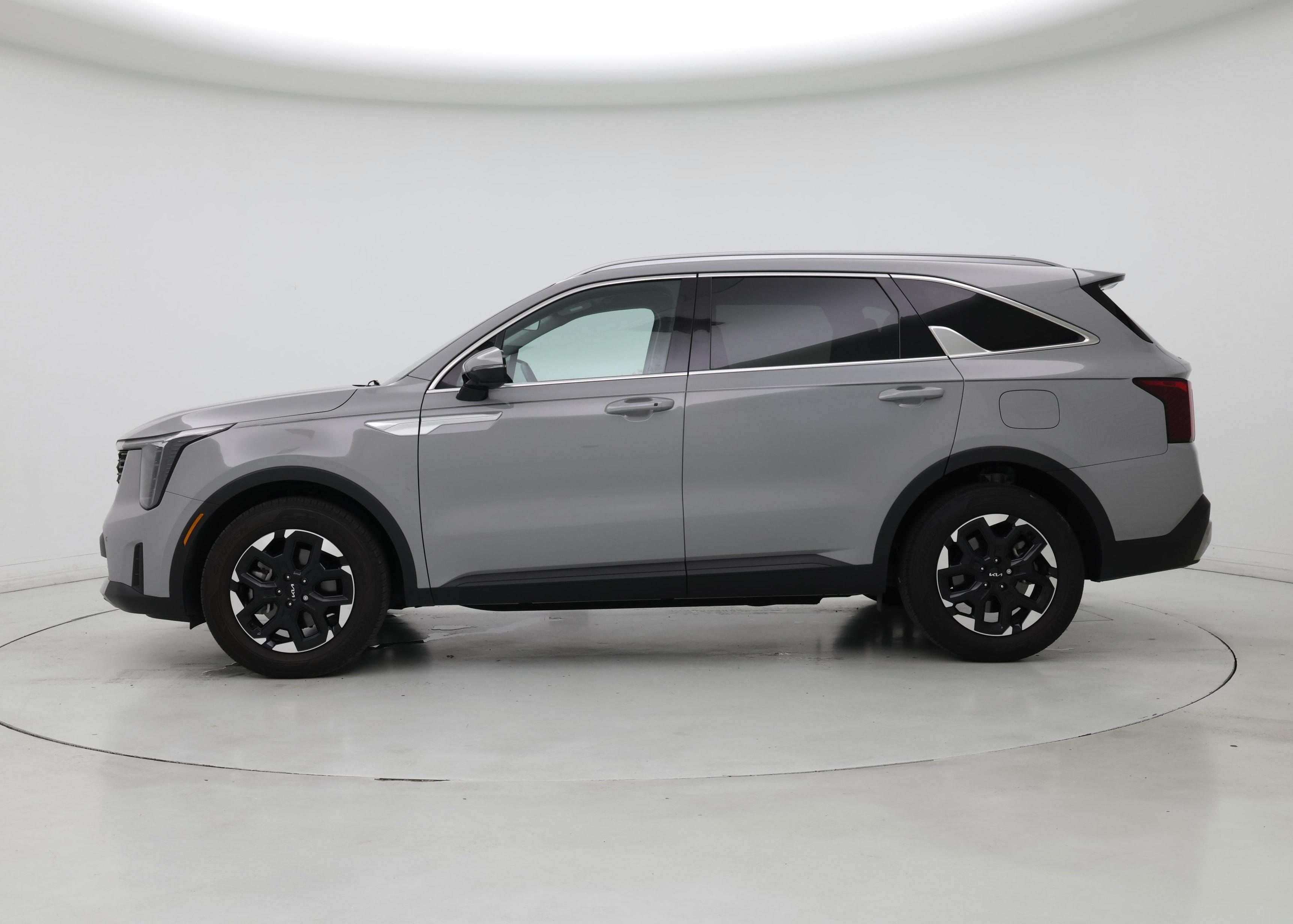 Thumbnail: 2025 Kia Sorento - 3