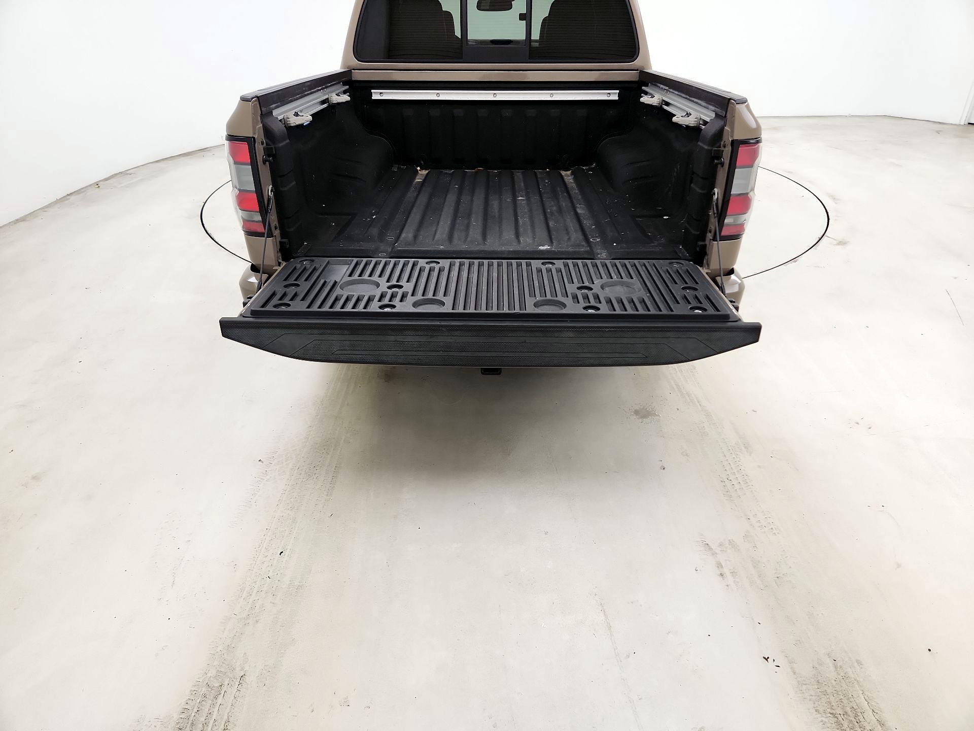 Thumbnail: 2022 Nissan Frontier - 20