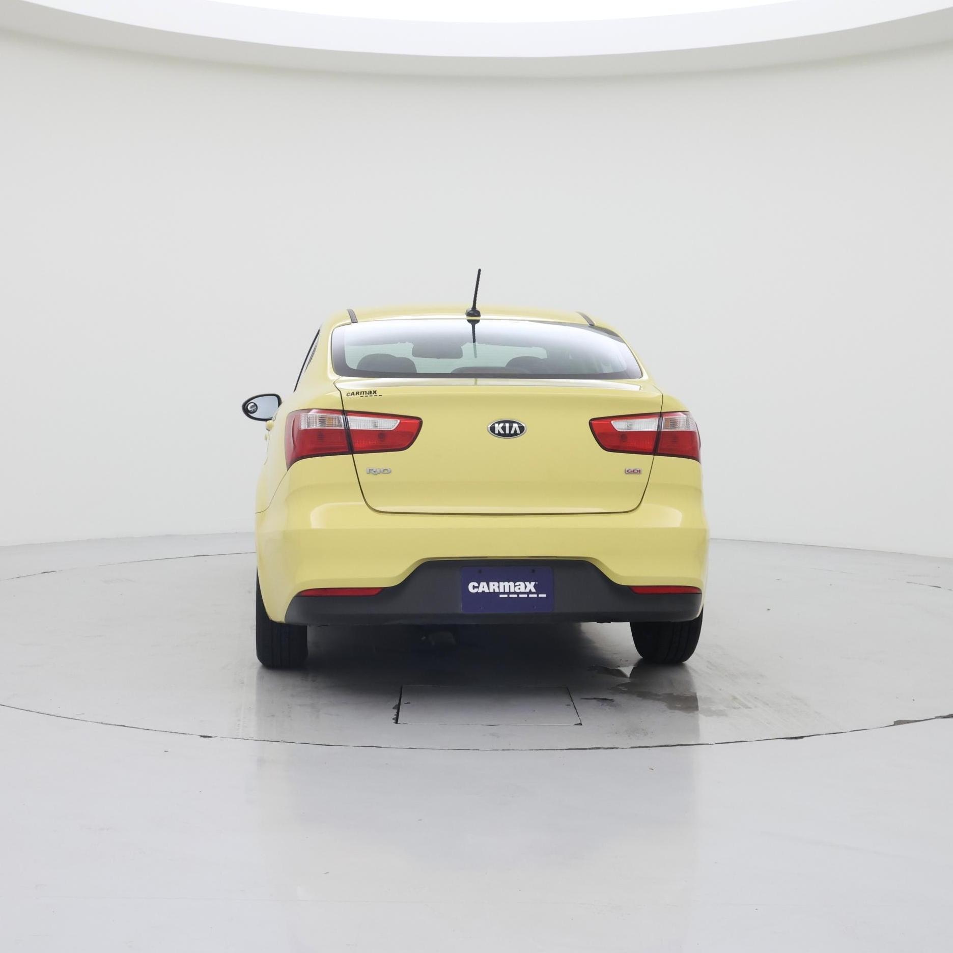 Thumbnail: 2016 Kia Rio - 6