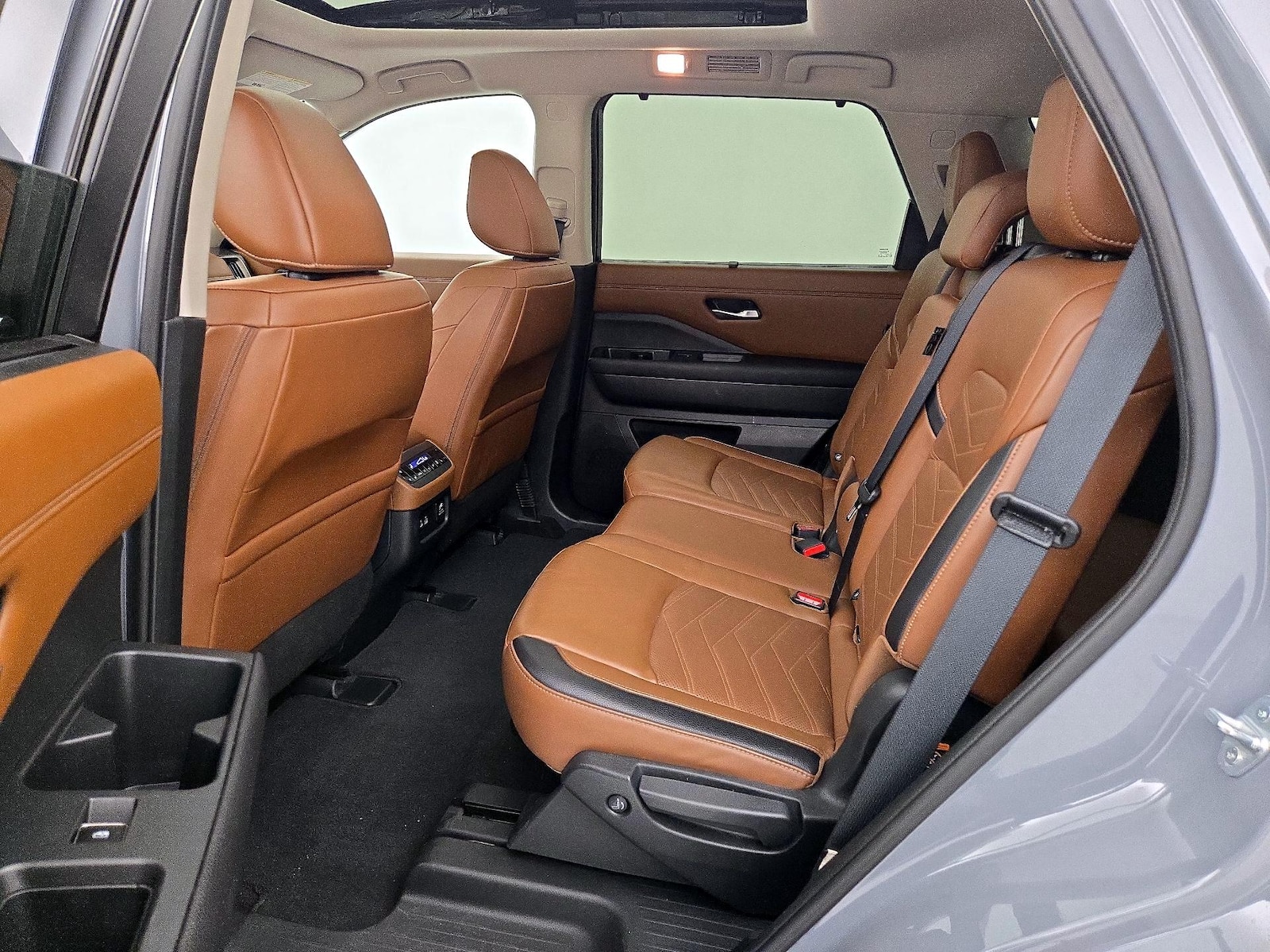 2024 Nissan Pathfinder Platinum - Photo 22