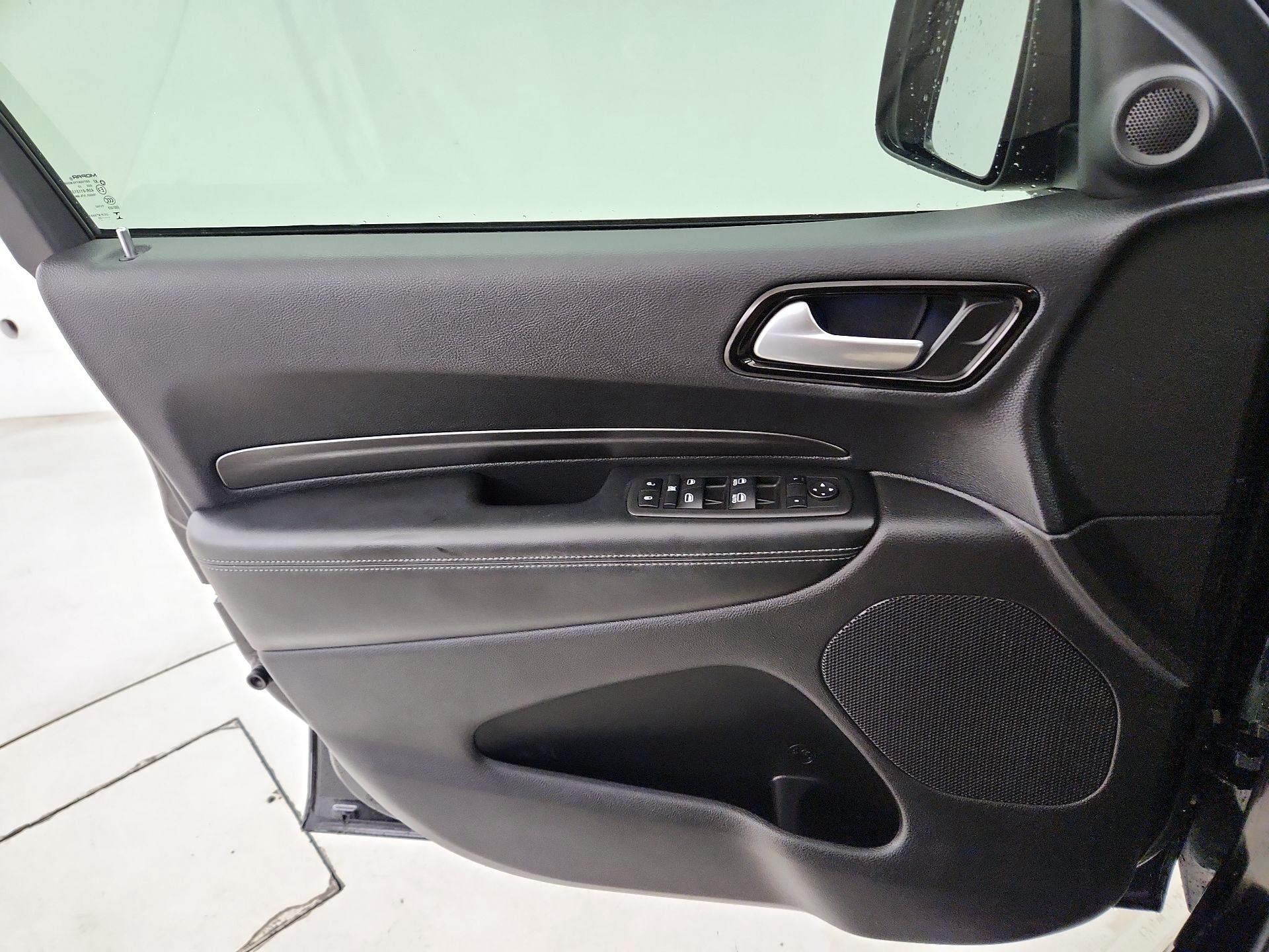 Thumbnail: 2022 Dodge Durango - 12