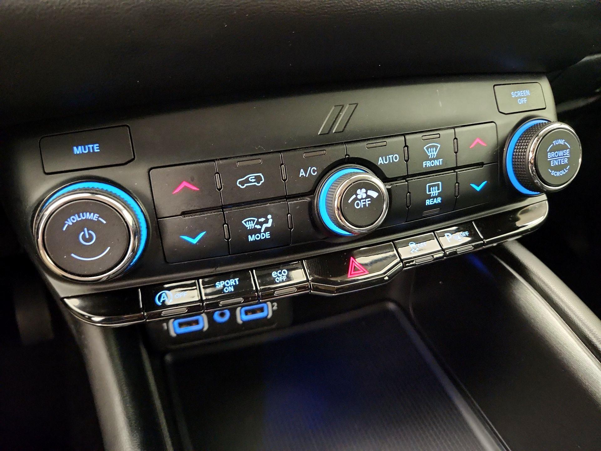 Thumbnail: 2022 Dodge Durango - 16