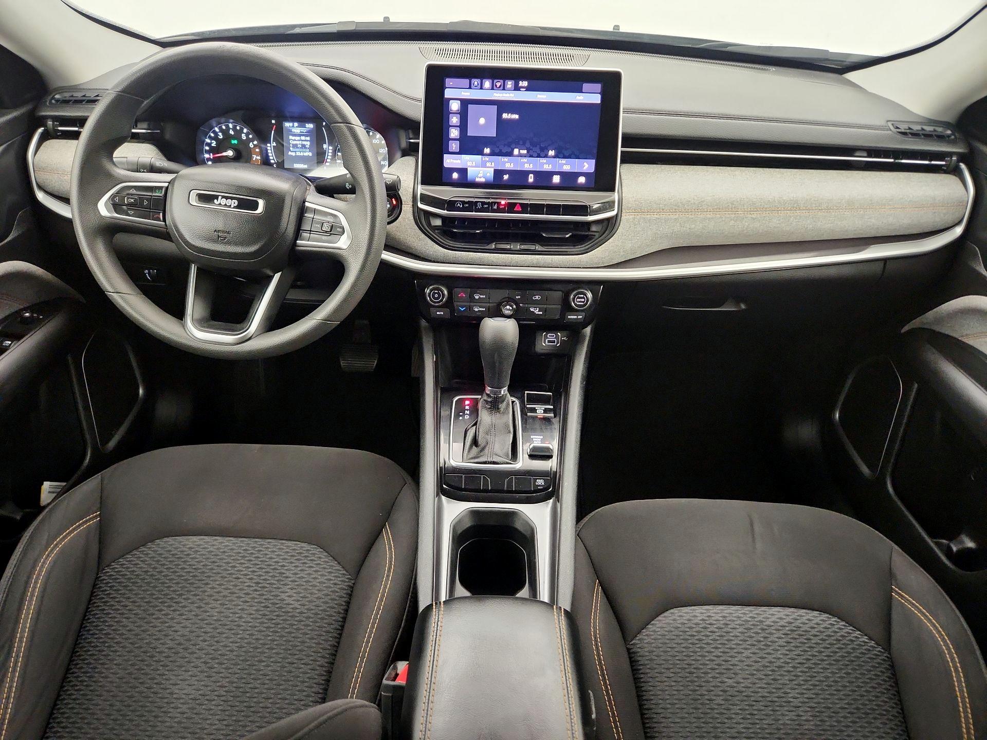 Thumbnail: 2022 Jeep Compass - 9