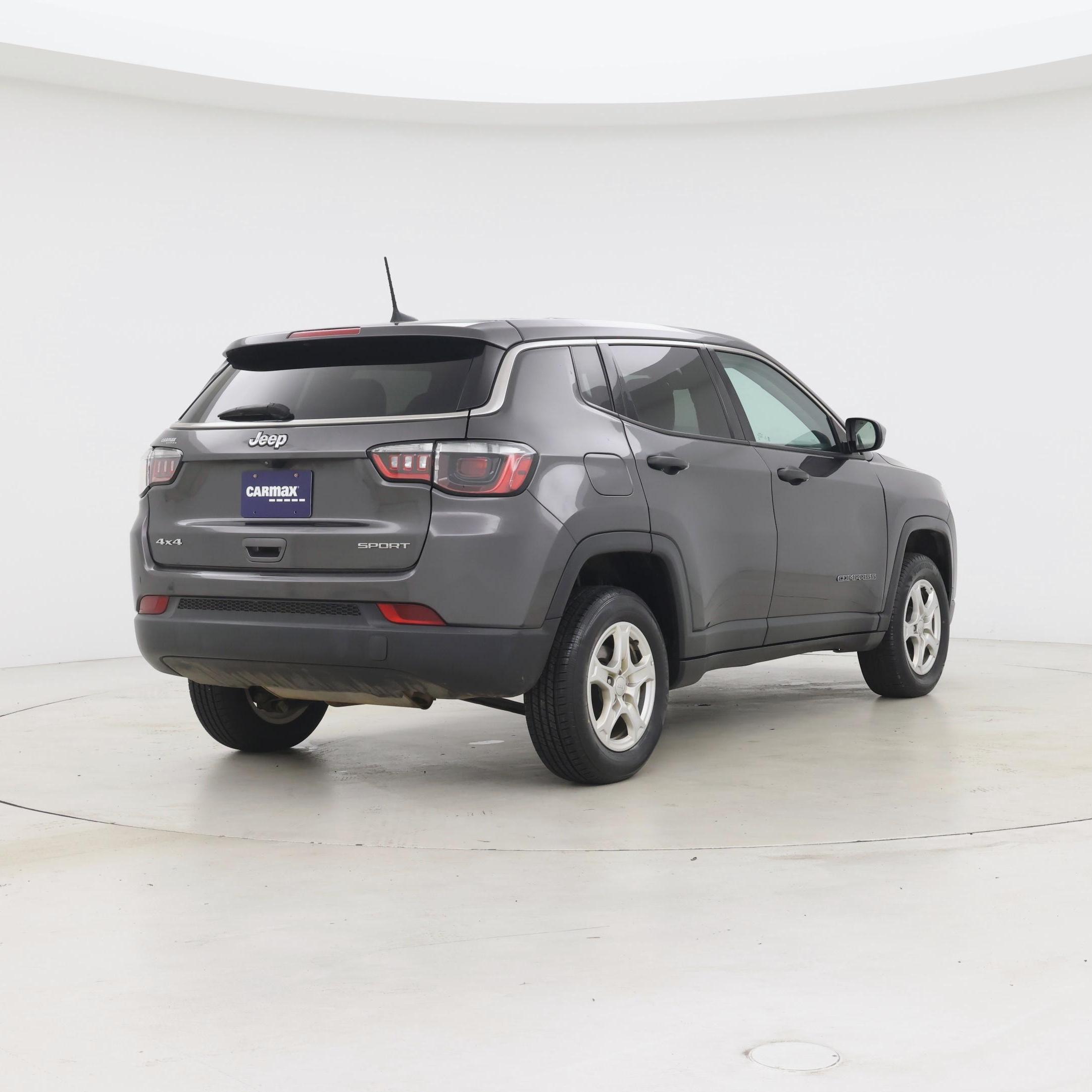 Thumbnail: 2022 Jeep Compass - 8