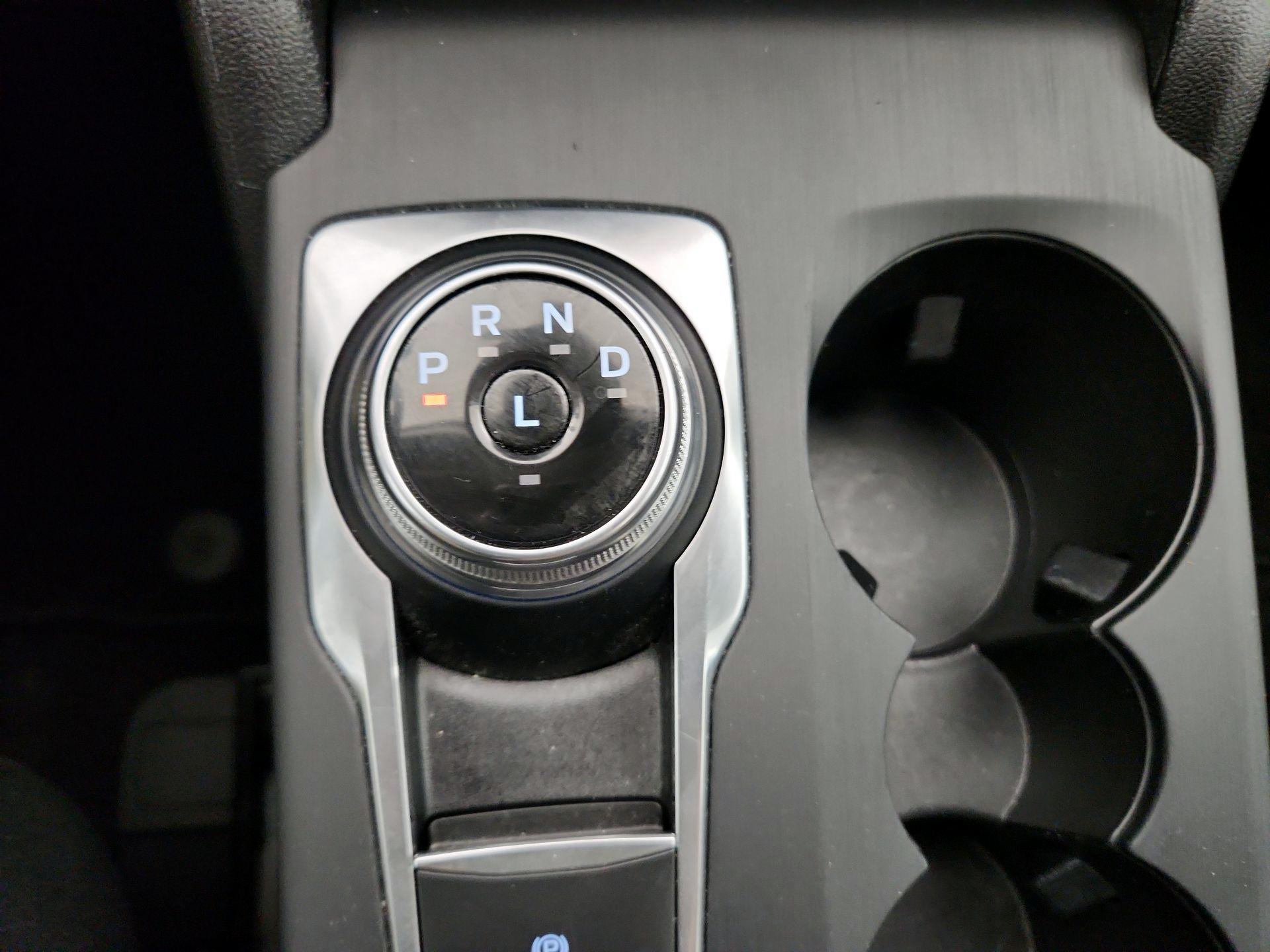 Thumbnail: 2022 Ford Escape - 17