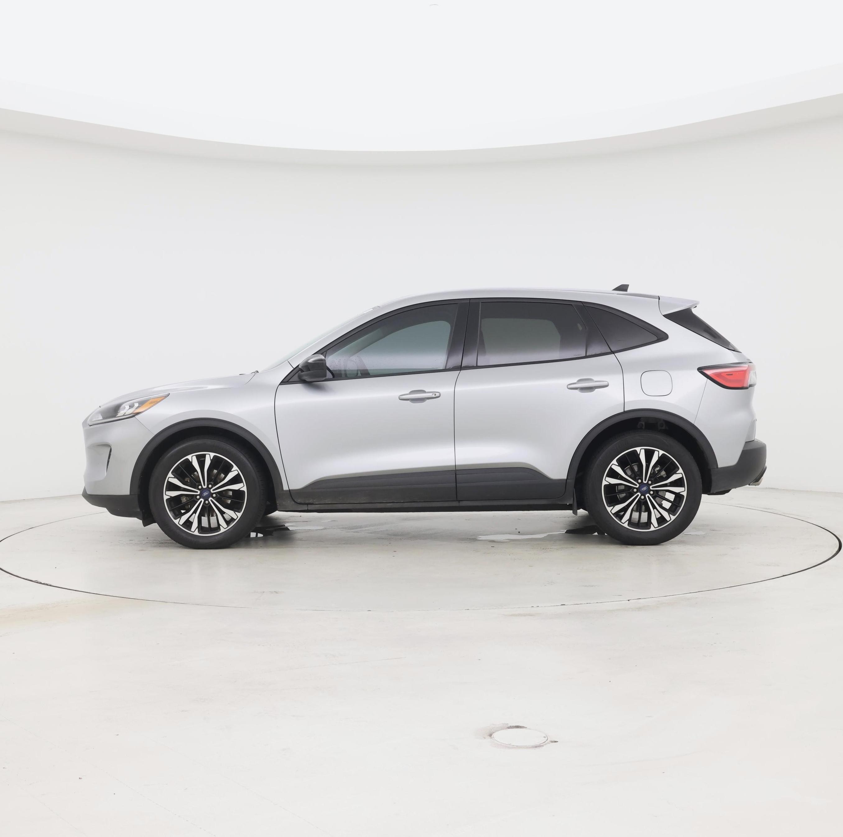 Thumbnail: 2022 Ford Escape - 3