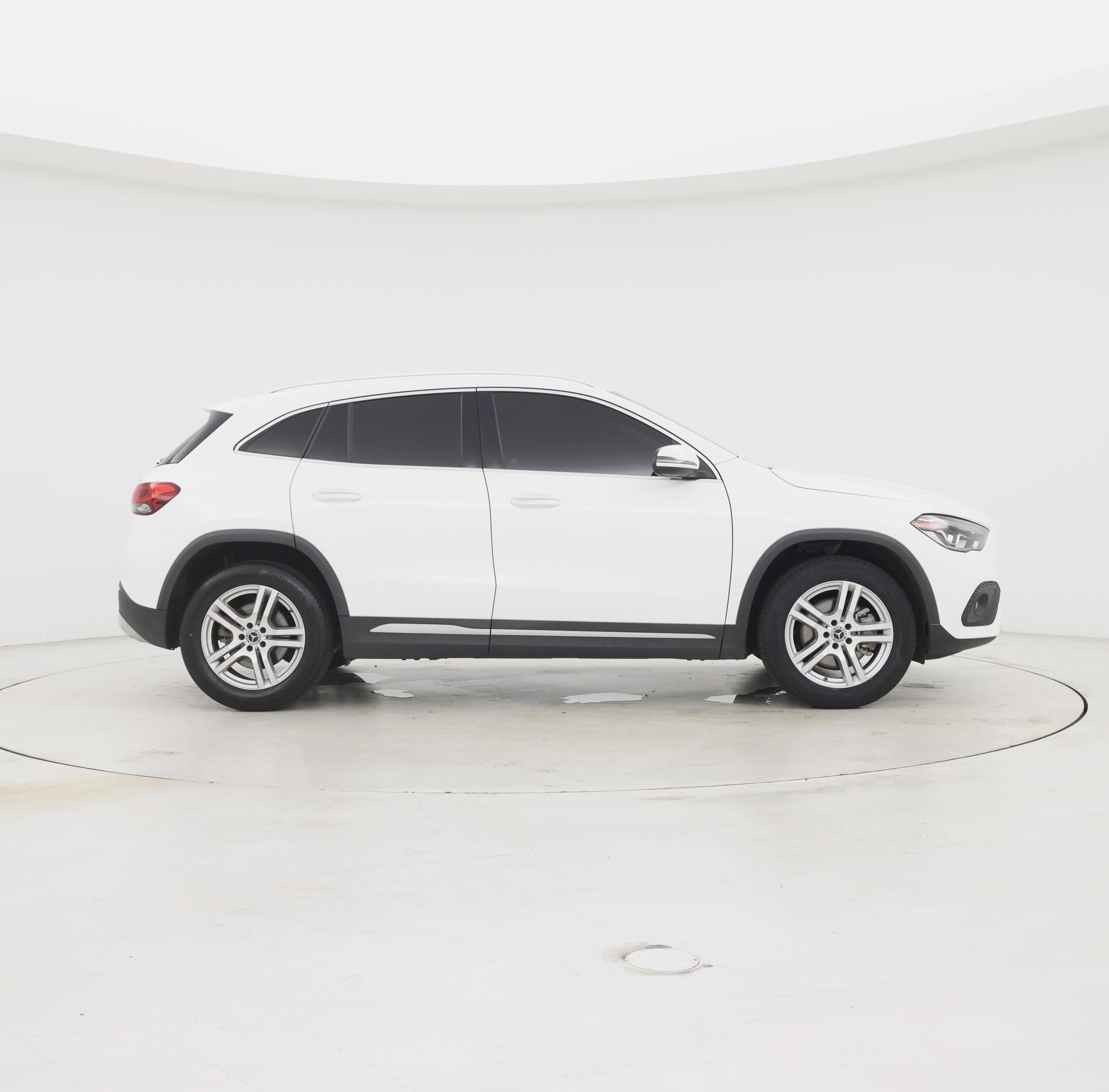Thumbnail: 2022 Mercedes-Benz GLA - 7