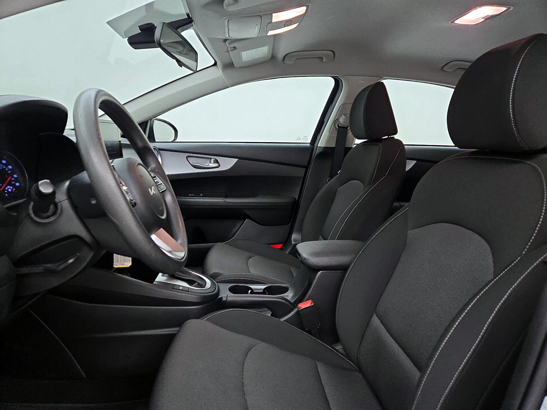 Thumbnail: 2024 Kia Forte - 11