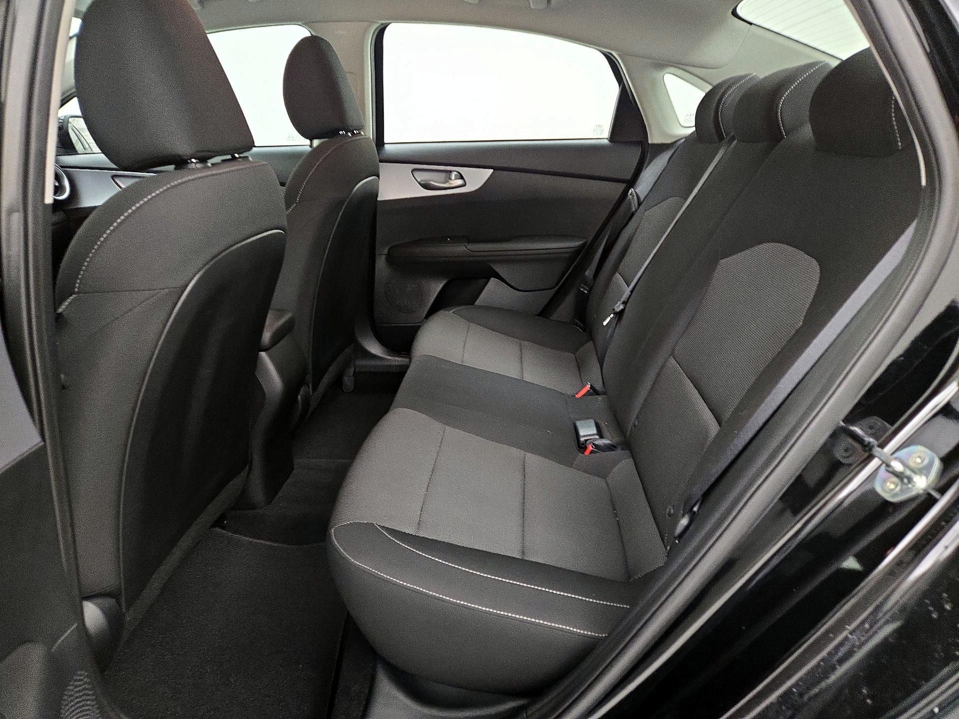 Thumbnail: 2024 Kia Forte - 19