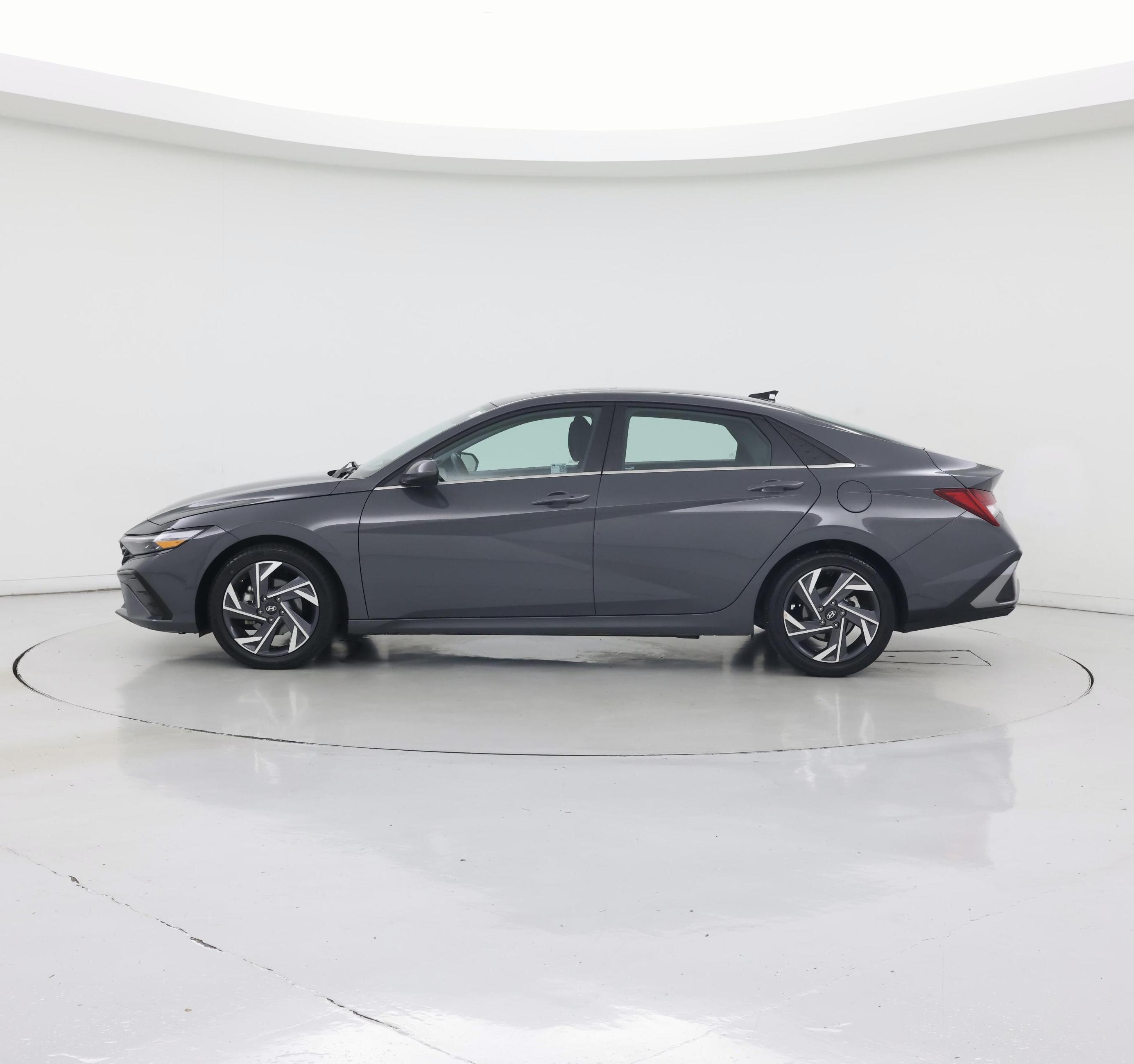 Thumbnail: 2025 Hyundai Elantra - 3
