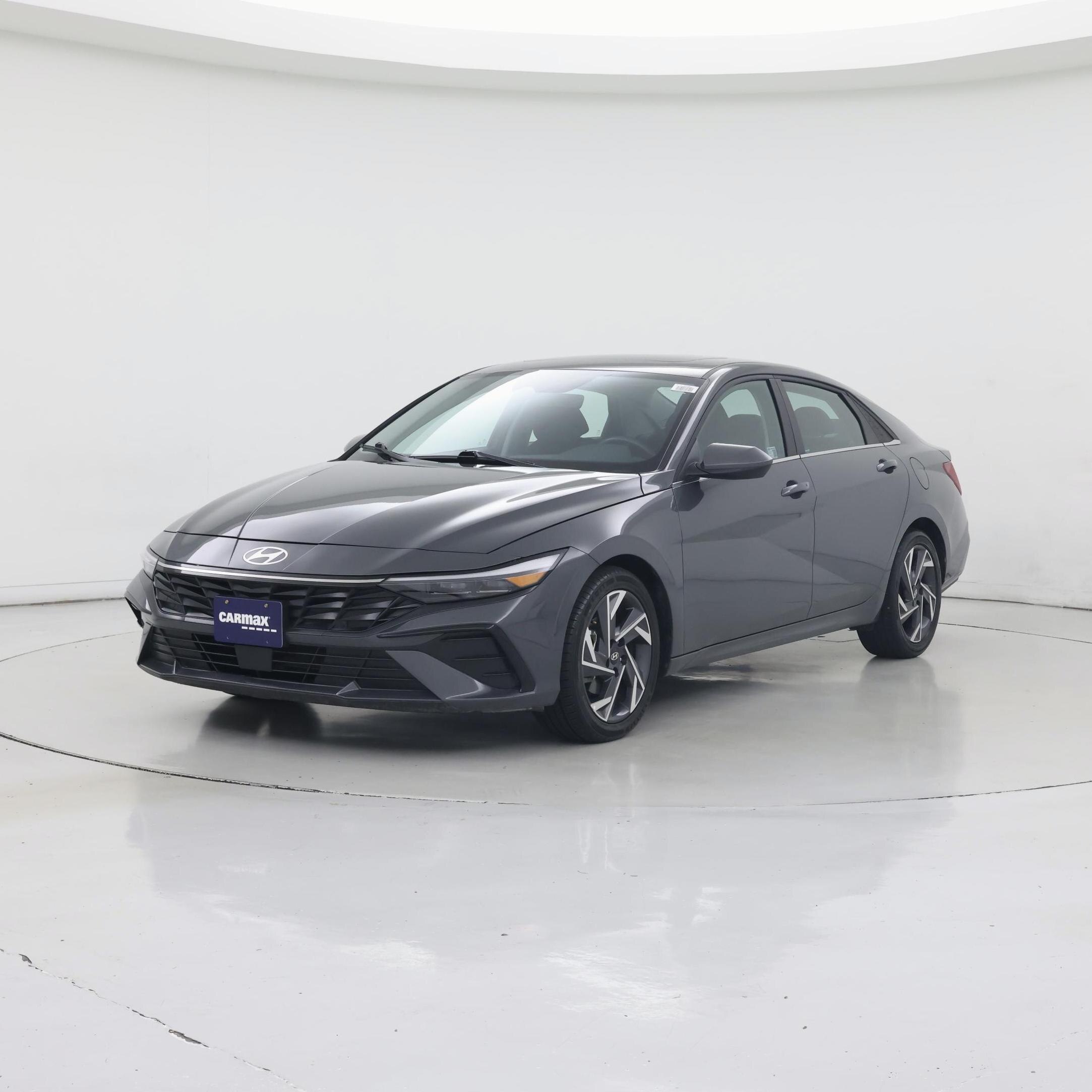 Thumbnail: 2025 Hyundai Elantra - 4
