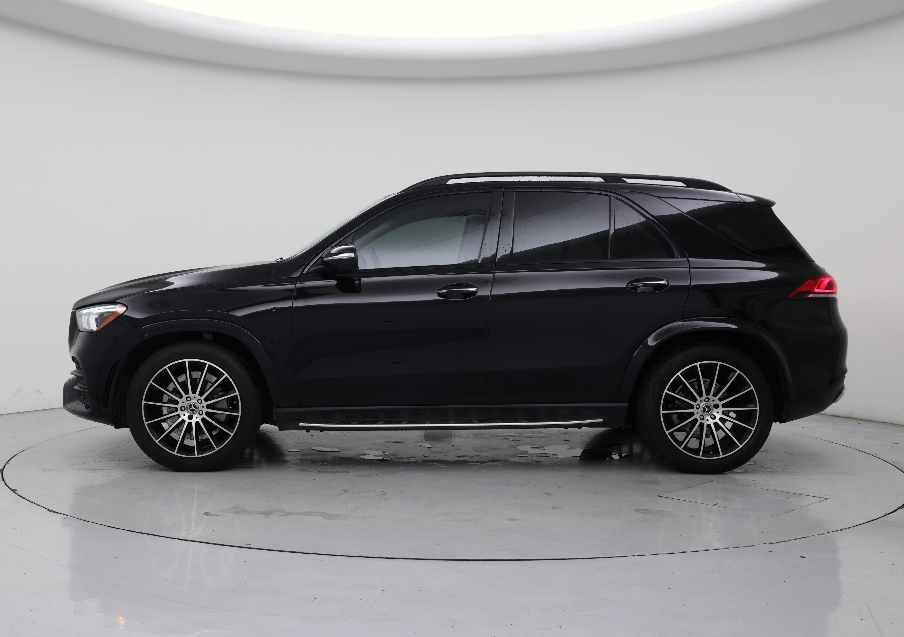 Thumbnail: 2021 Mercedes-Benz GLE - 3