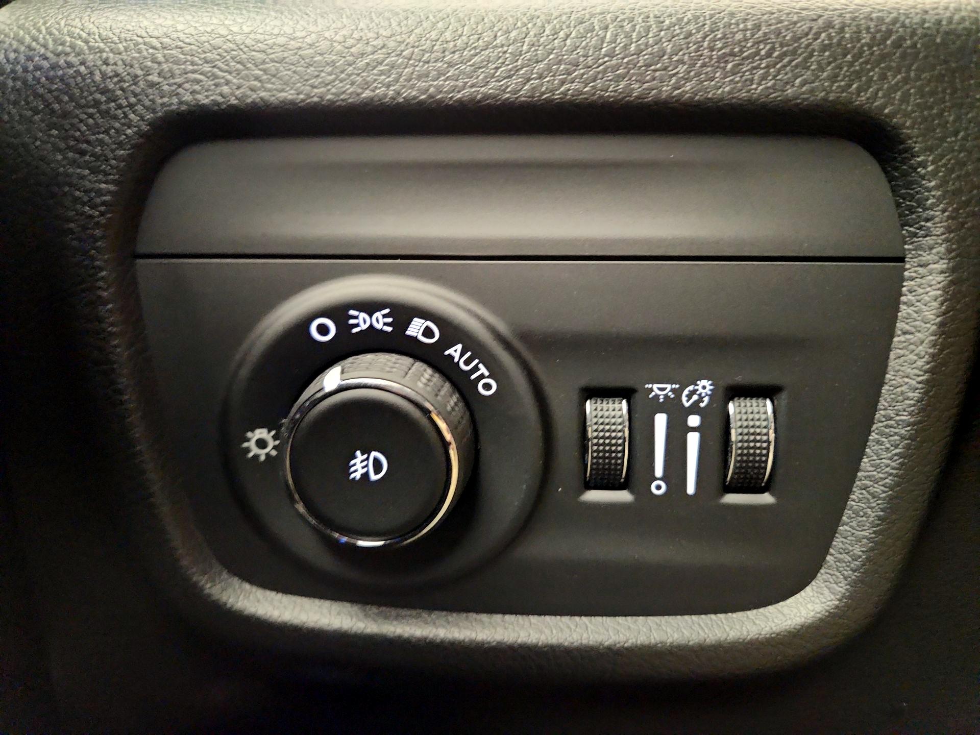 Thumbnail: 2021 Jeep Grand Cherokee L - 11