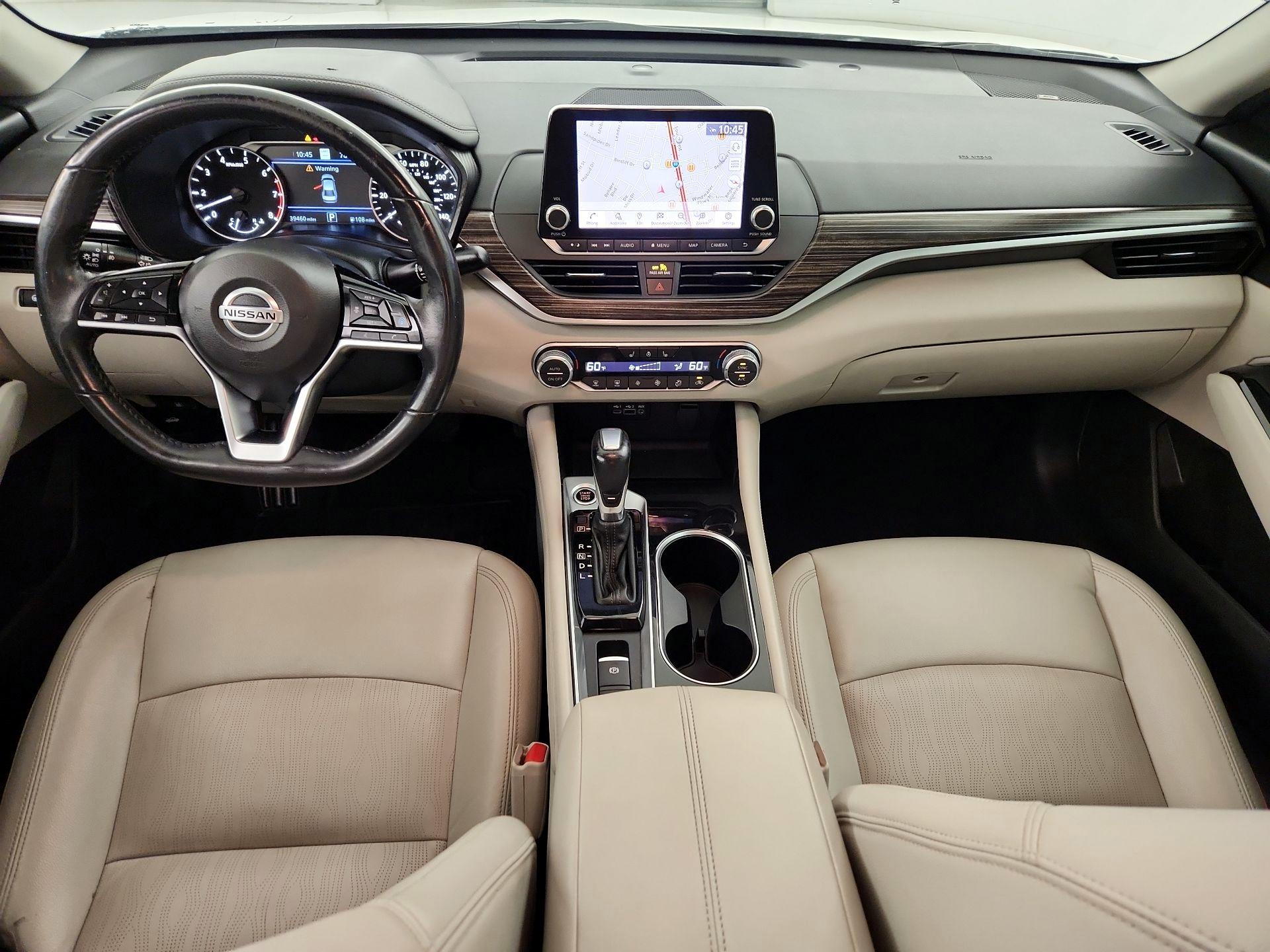 Thumbnail: 2020 Nissan Altima - 9