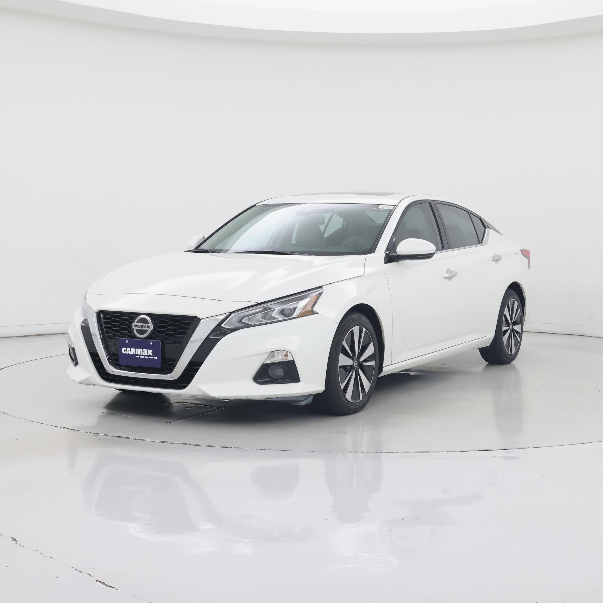Thumbnail: 2020 Nissan Altima - 4