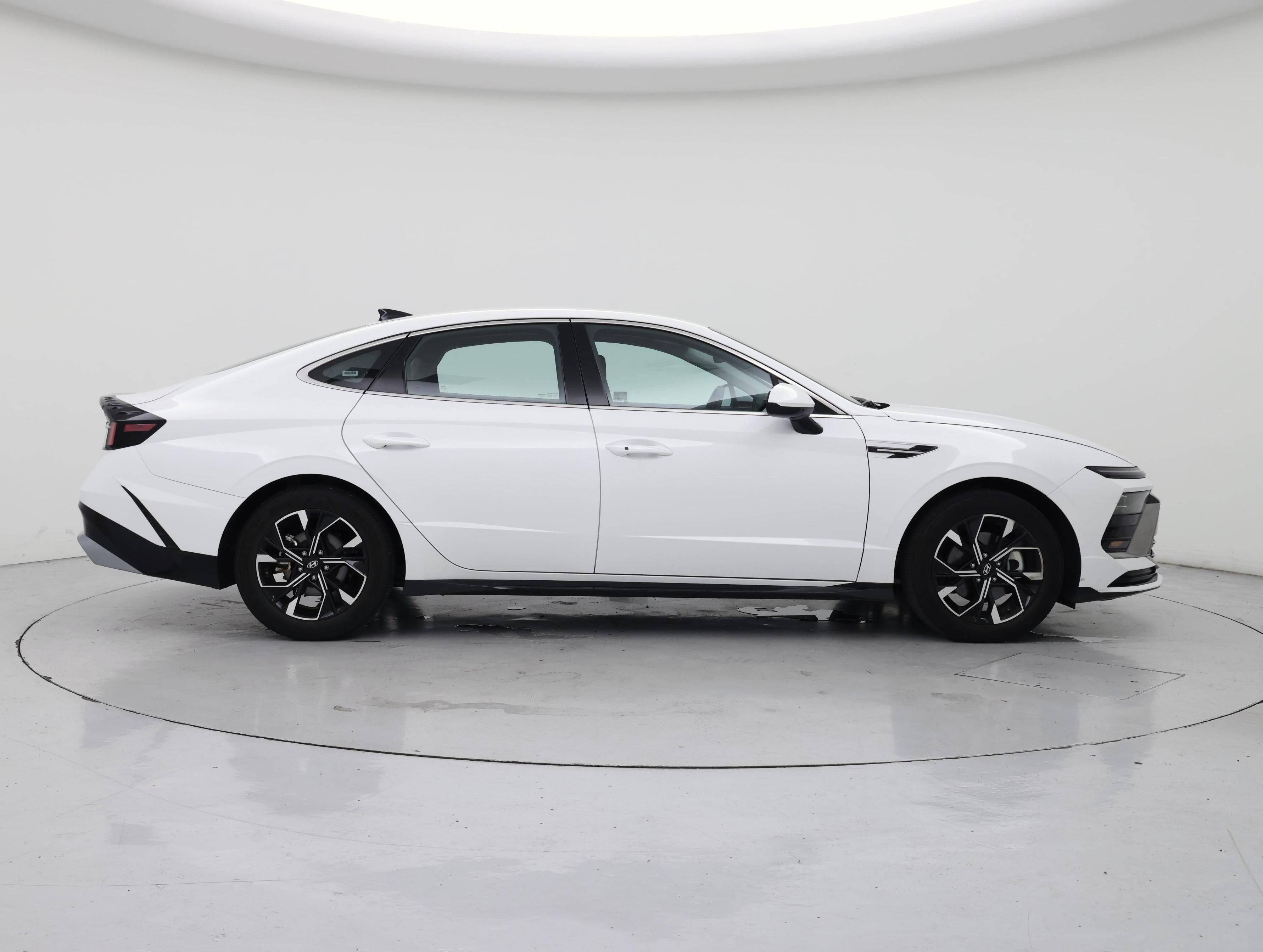 Thumbnail: 2025 Hyundai Sonata - 7