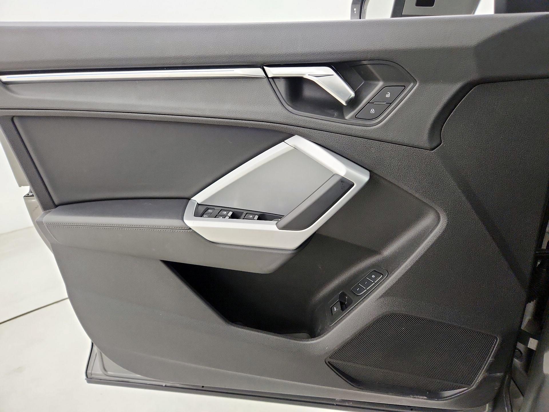 Thumbnail: 2022 Audi Q3 - 12