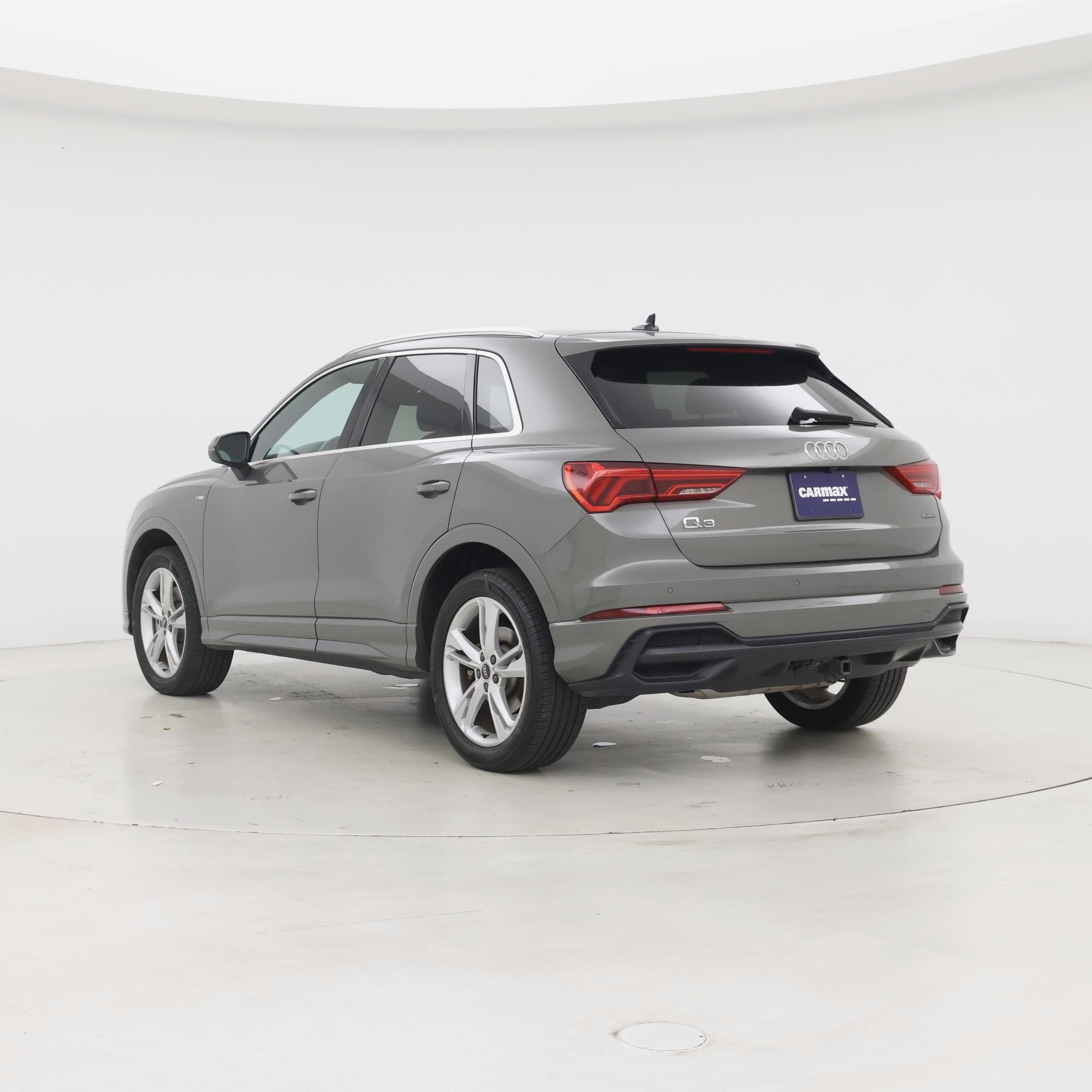 Thumbnail: 2022 Audi Q3 - 2