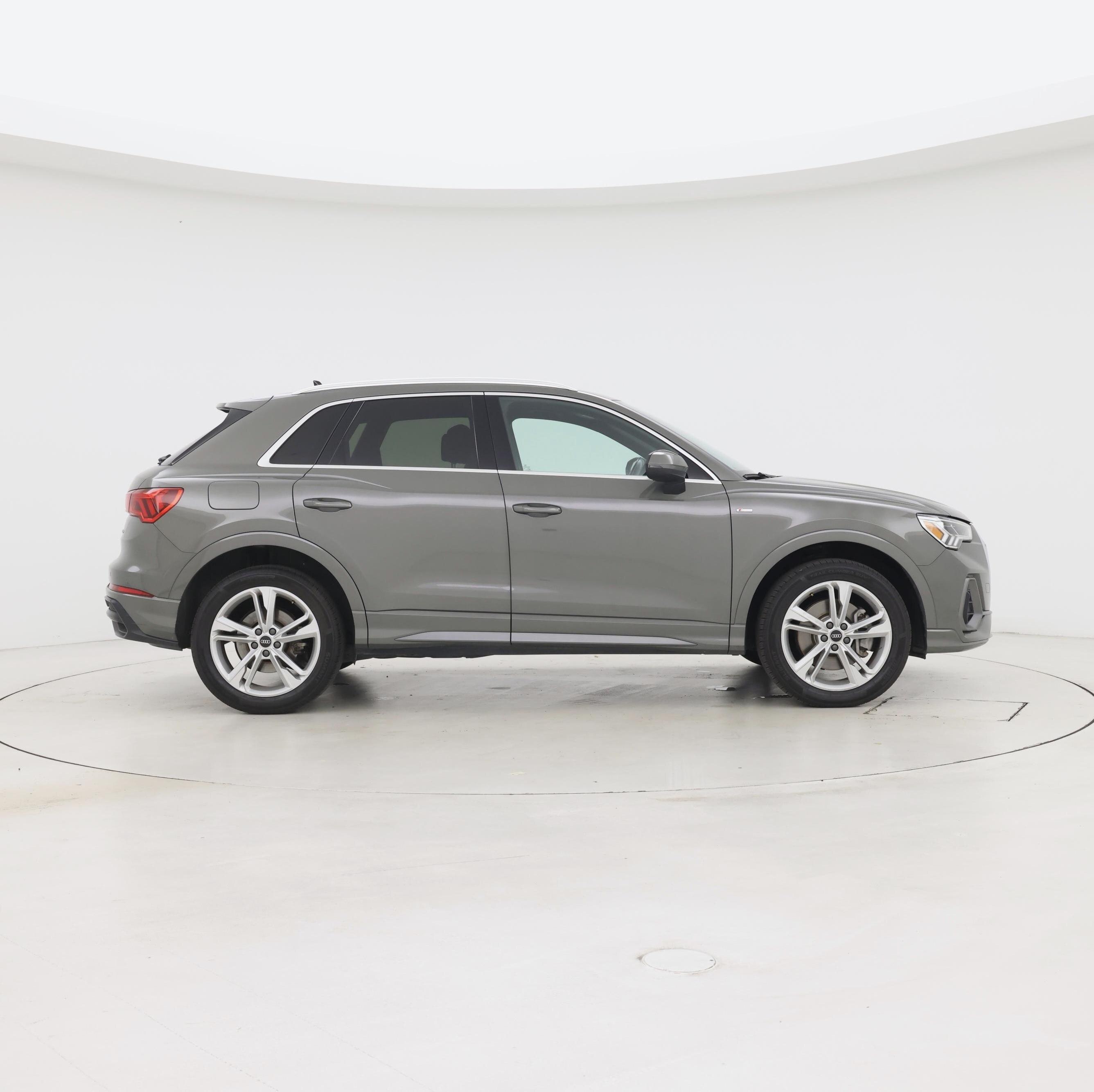 Thumbnail: 2022 Audi Q3 - 7