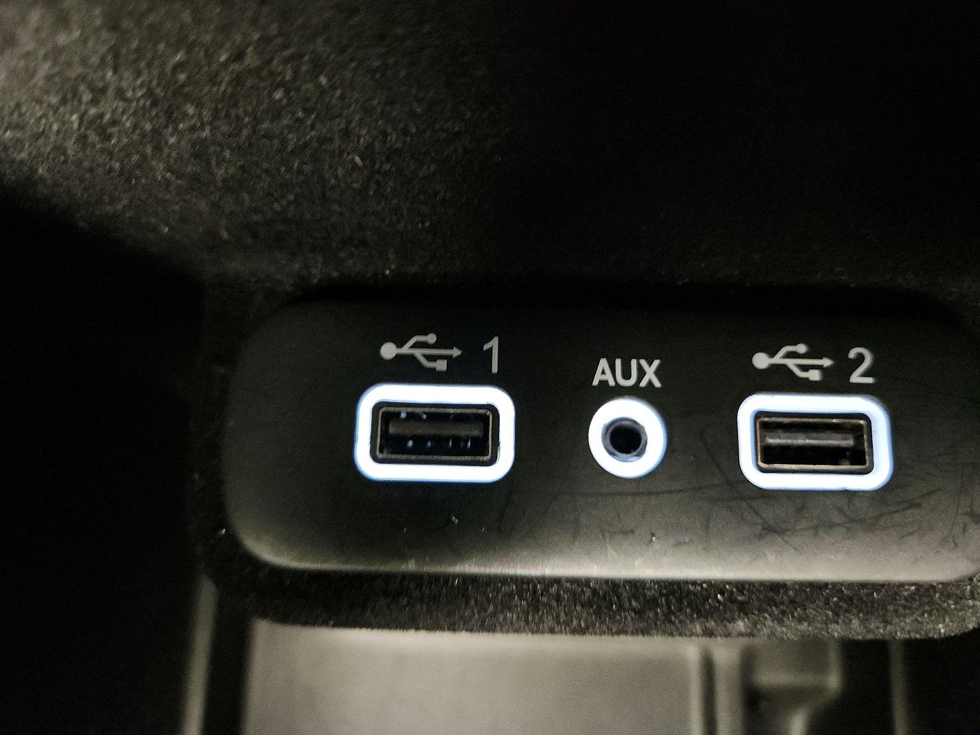 Thumbnail: 2023 Dodge Charger - 18