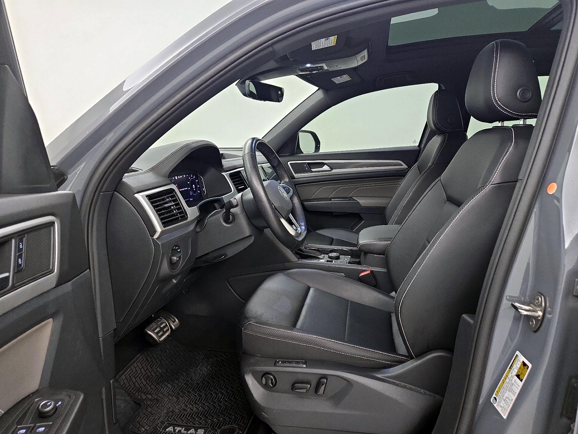 Thumbnail: 2022 Volkswagen Atlas - 11