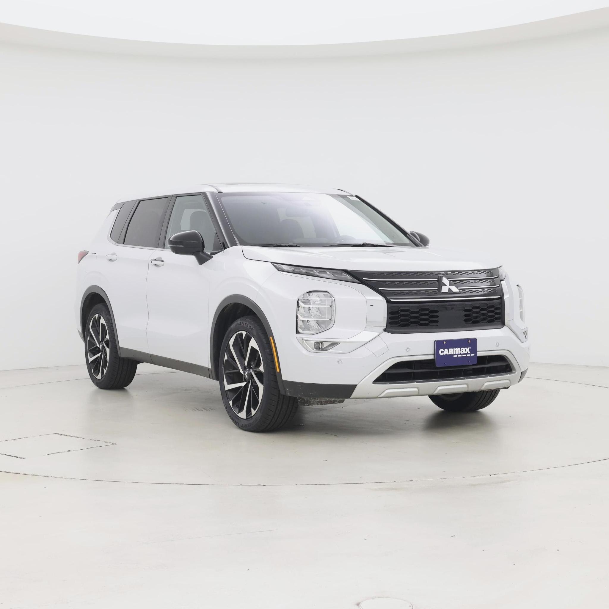 Gray 2024 Mitsubishi Outlander SUV / Crossover Front-Wheel Drive Automatic