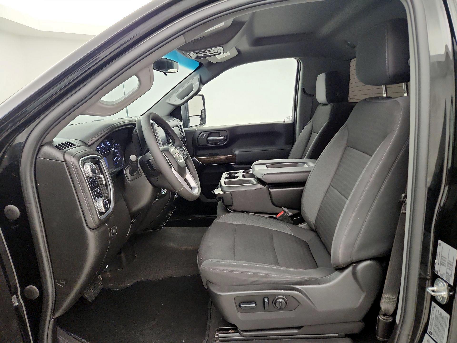 Thumbnail: 2022 GMC Sierra 3500 - 9