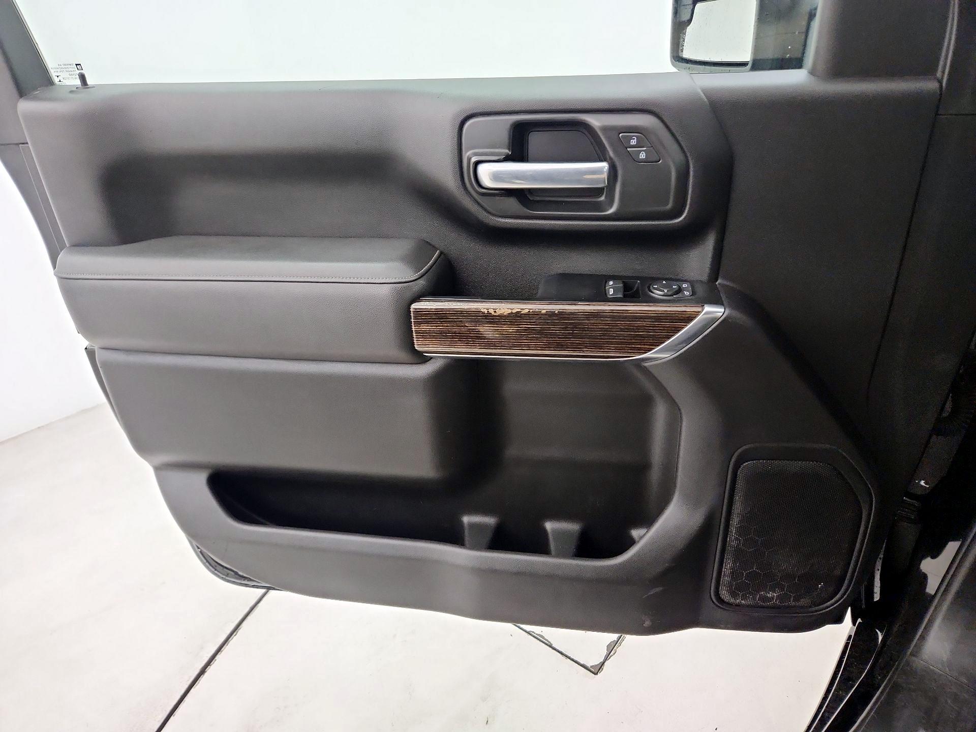 Thumbnail: 2022 GMC Sierra 3500 - 10