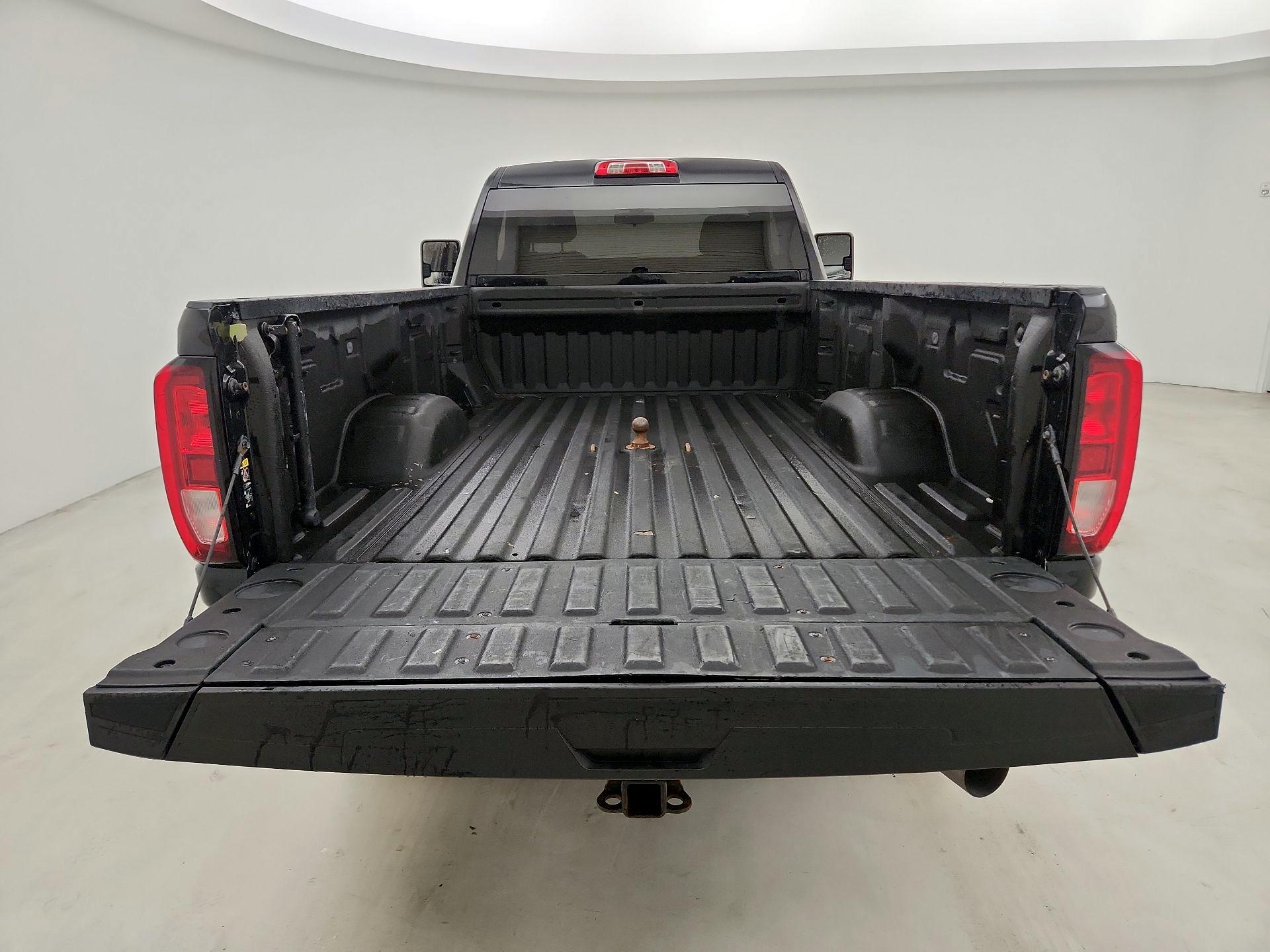 Thumbnail: 2022 GMC Sierra 3500 - 17