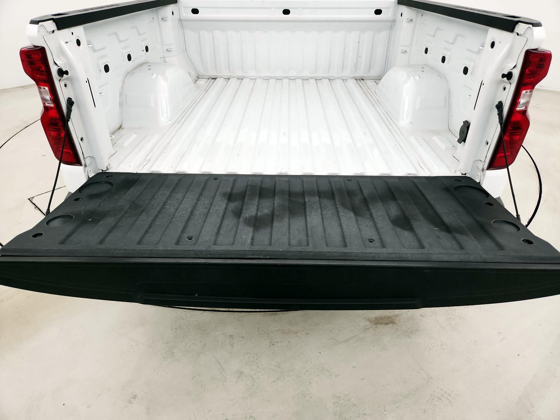 Thumbnail: 2023 Chevrolet Silverado 1500 - 20