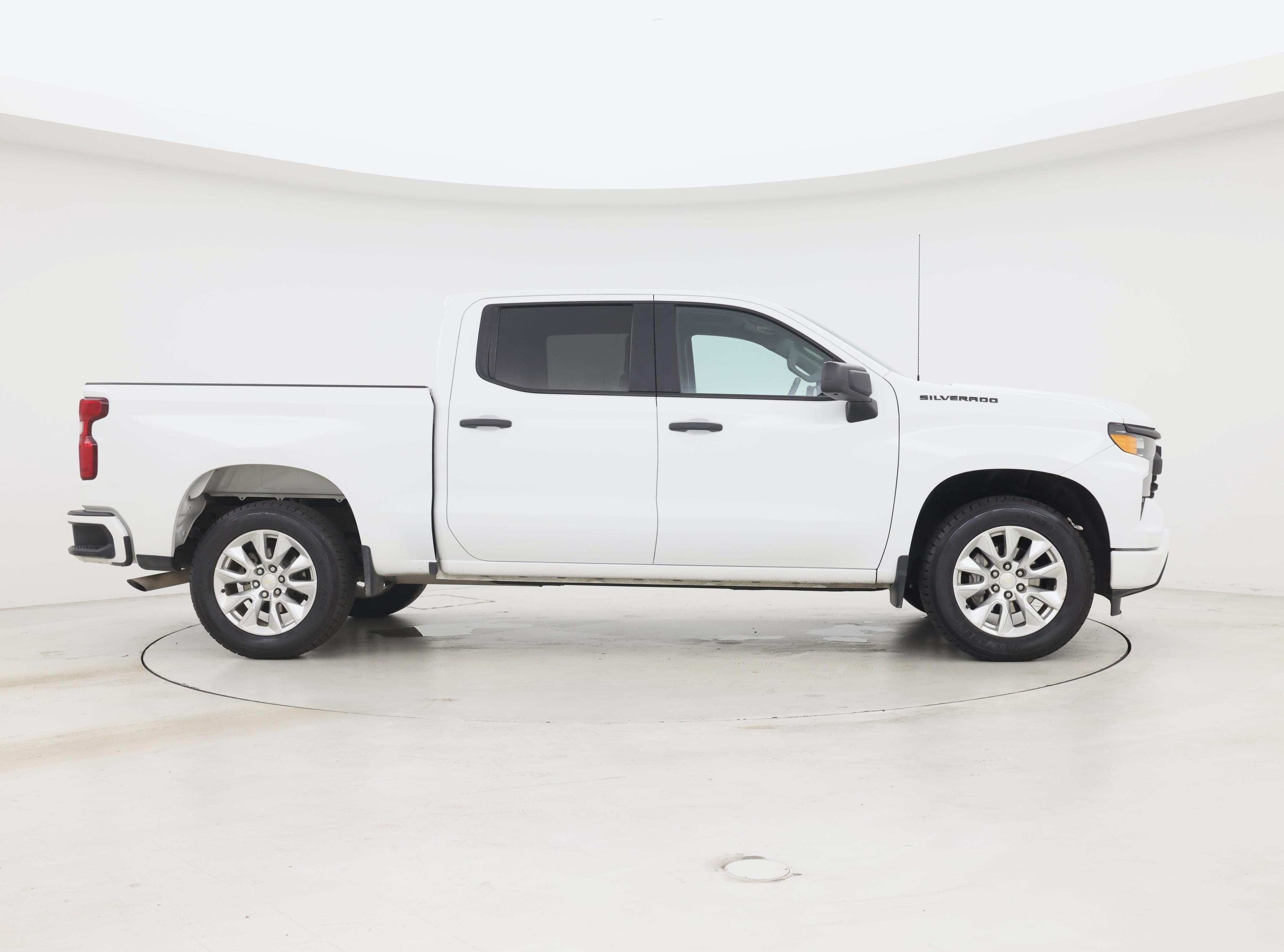Thumbnail: 2023 Chevrolet Silverado 1500 - 7