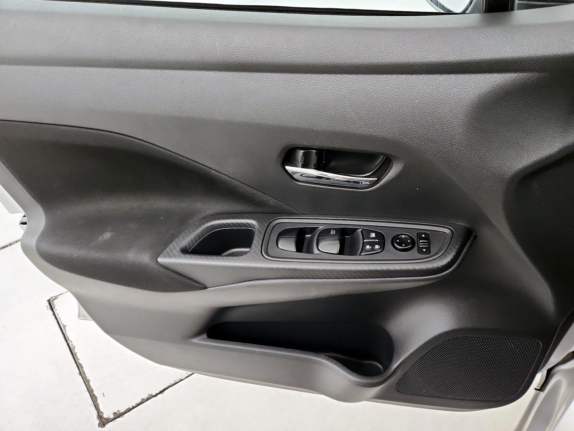 Thumbnail: 2022 Nissan Versa - 12