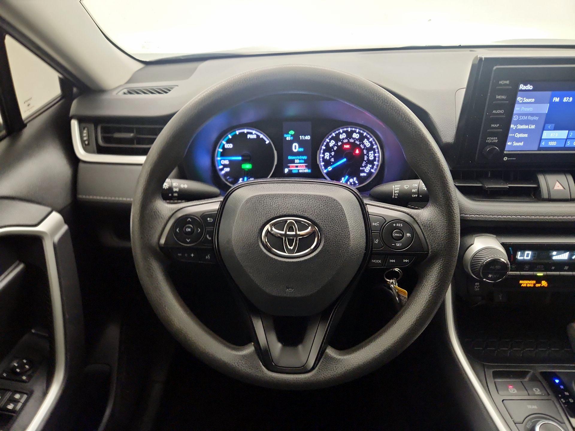 Thumbnail: 2022 Toyota RAV4 - 10