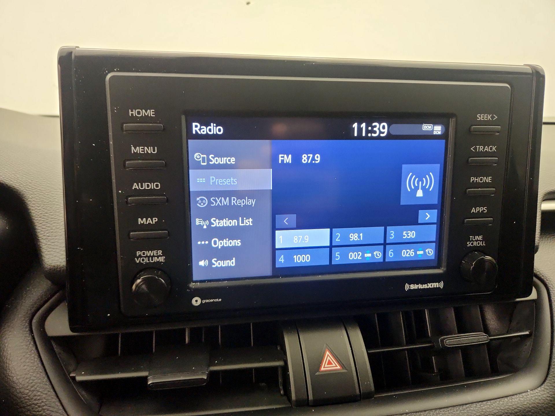 Thumbnail: 2022 Toyota RAV4 - 15