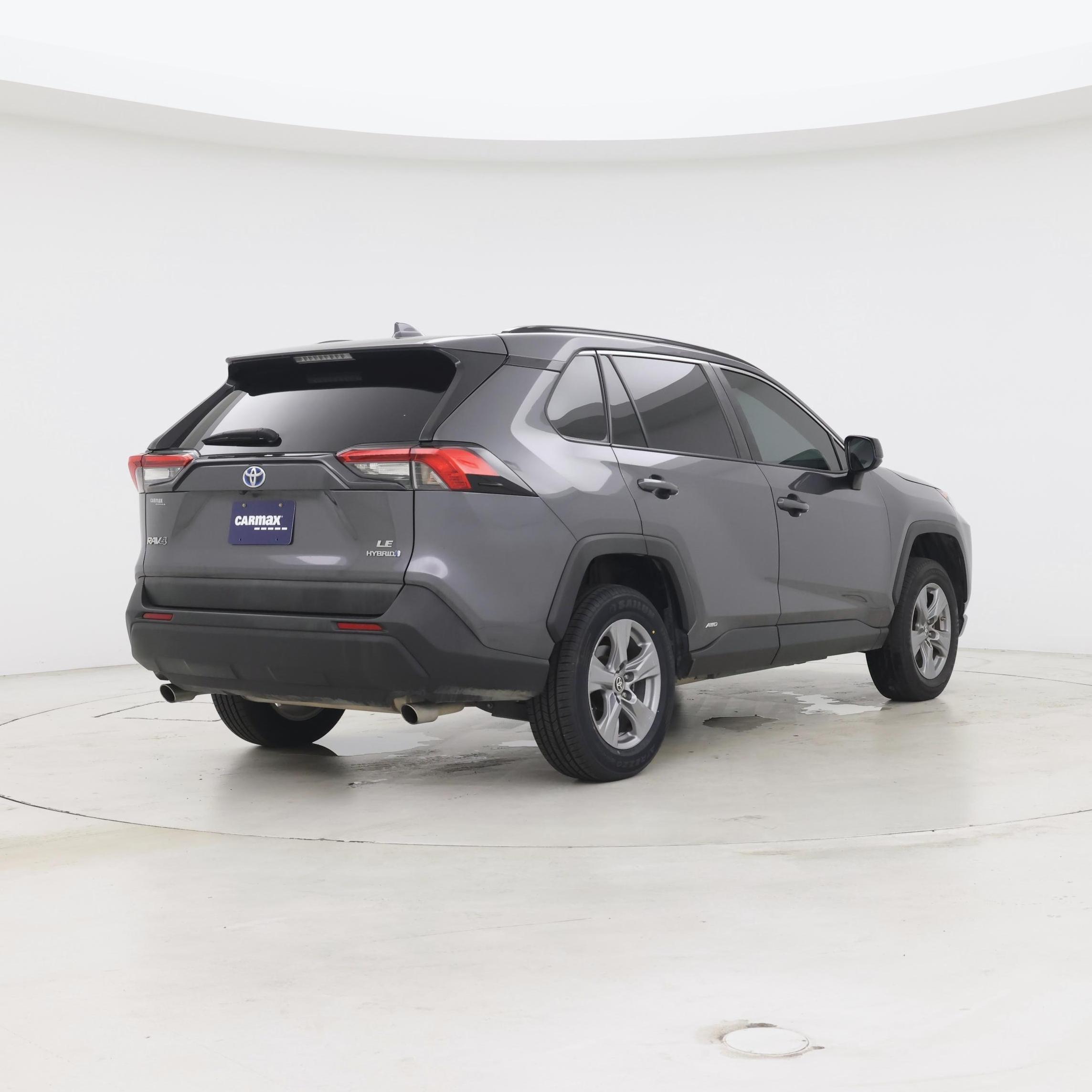 Thumbnail: 2022 Toyota RAV4 - 8