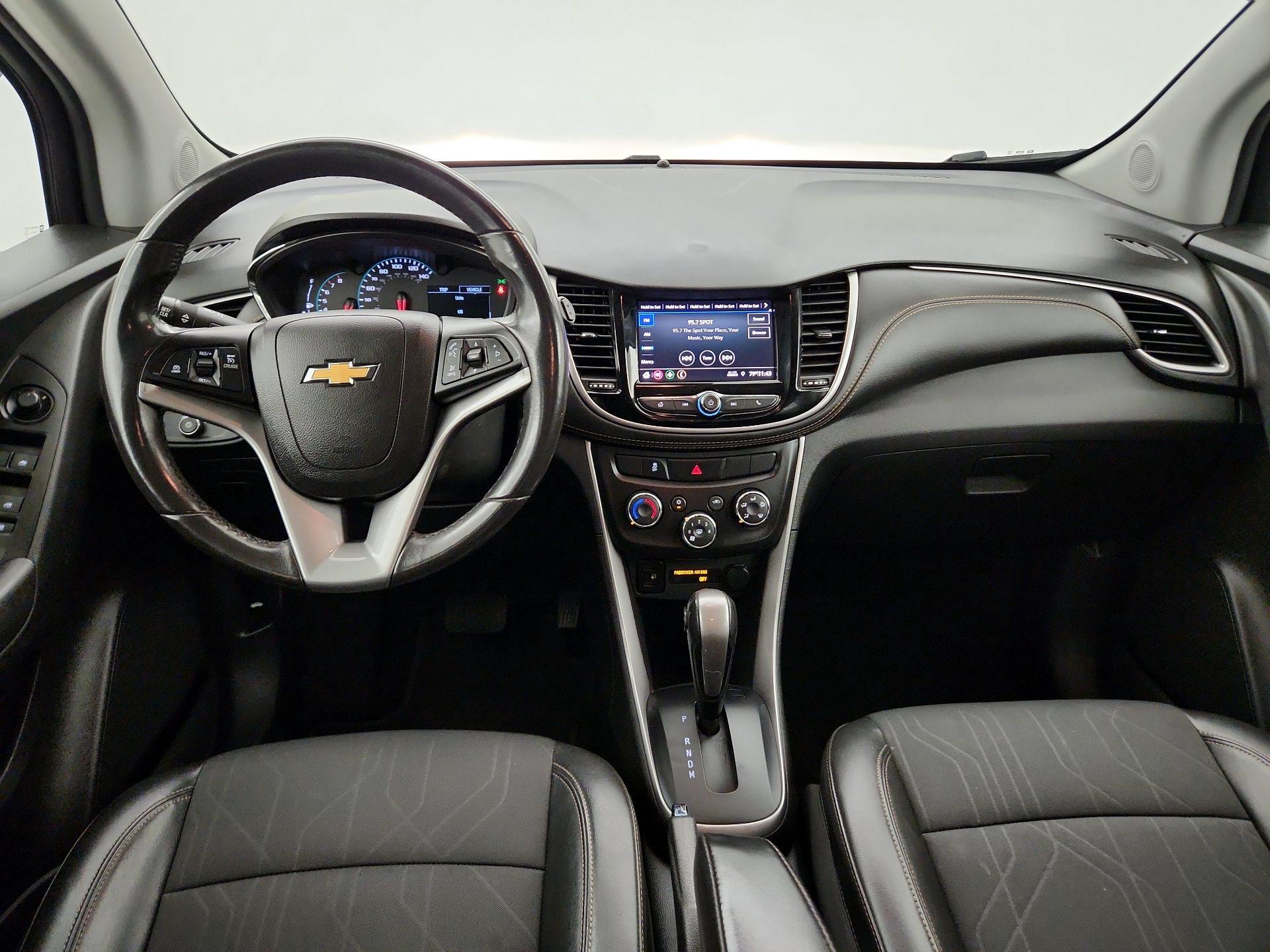 Thumbnail: 2022 Chevrolet Trax - 9