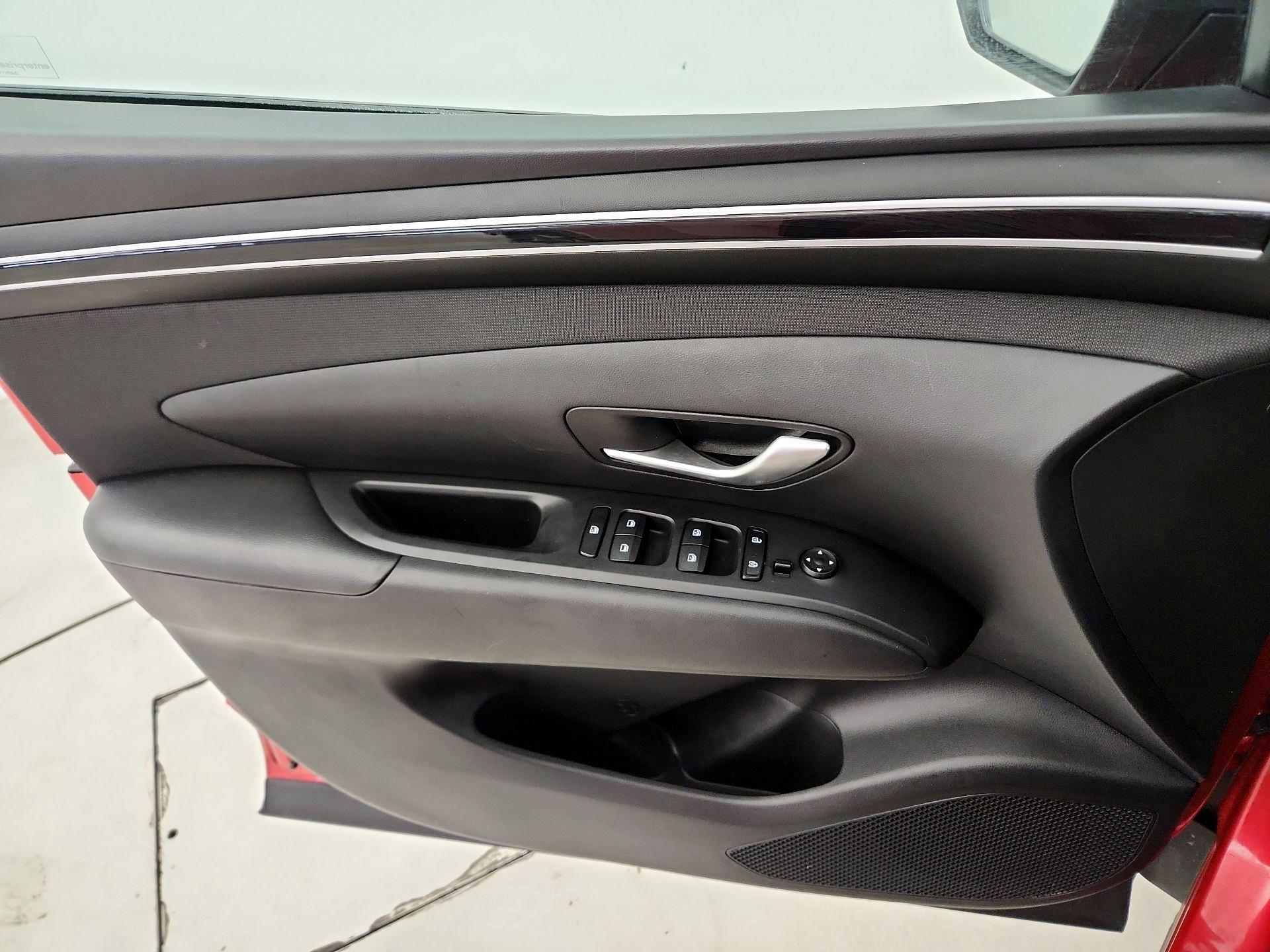 Thumbnail: 2023 Hyundai Tucson - 12