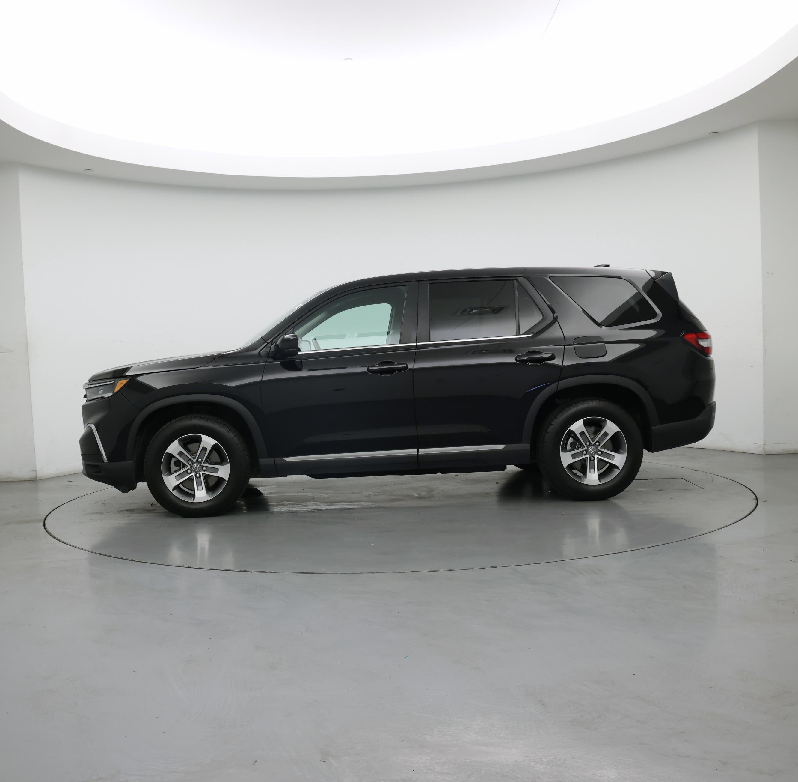 Thumbnail: 2024 Honda Pilot - 3