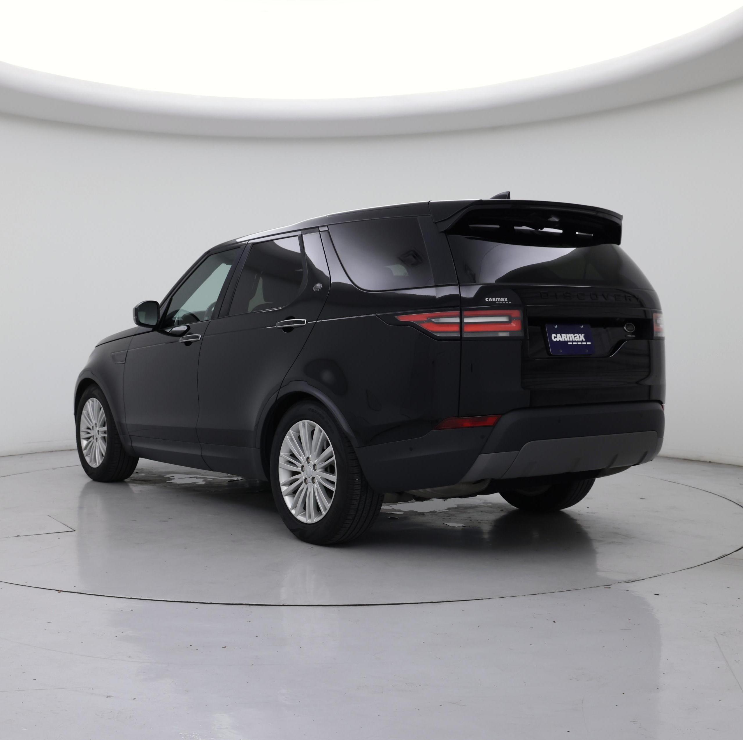 Thumbnail: 2020 Land Rover Discovery - 2