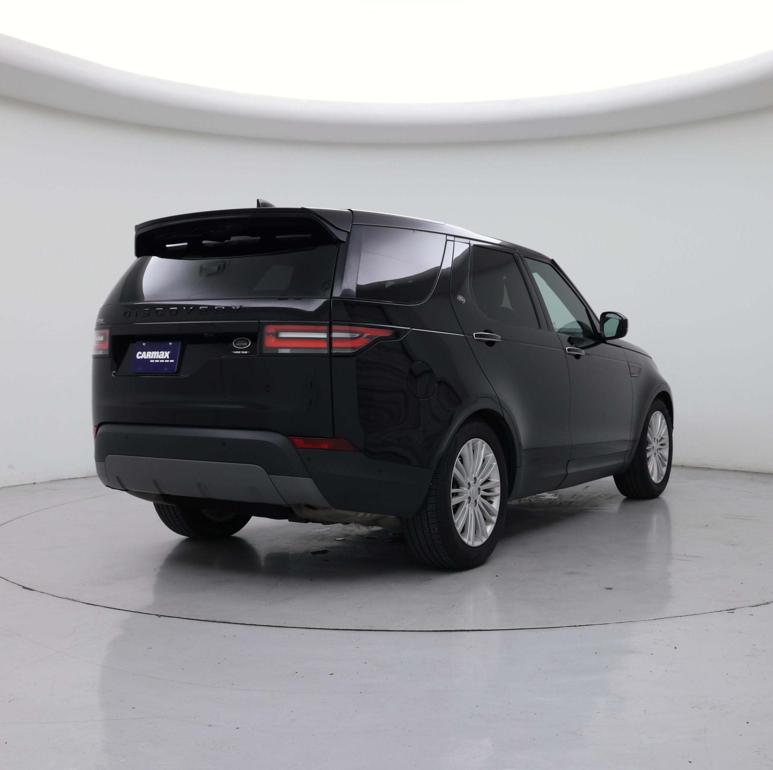 Thumbnail: 2020 Land Rover Discovery - 8