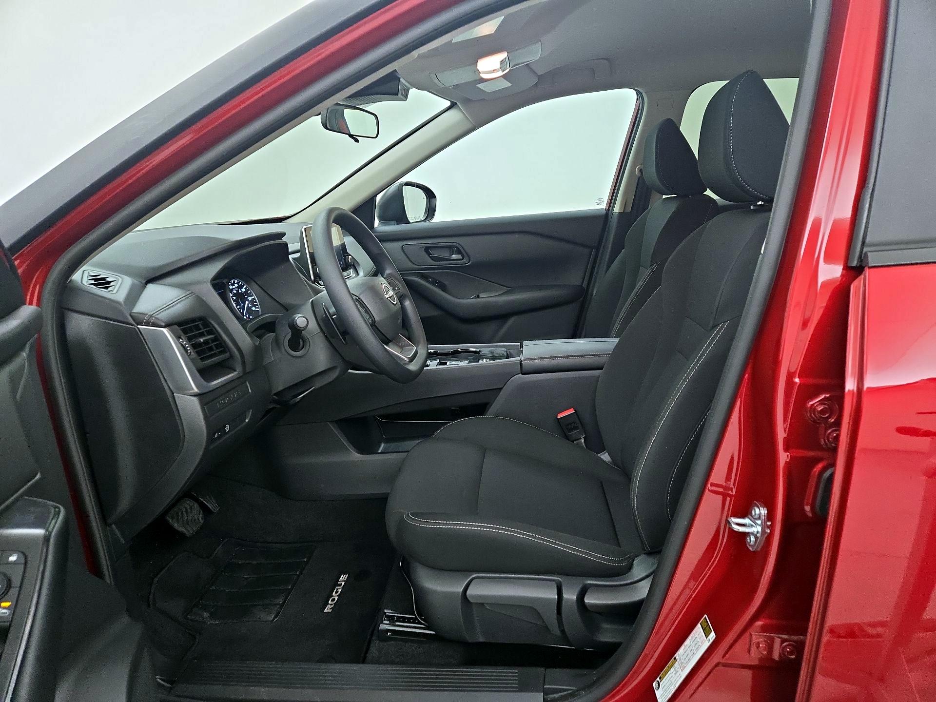 Thumbnail: 2025 Nissan Rogue - 11