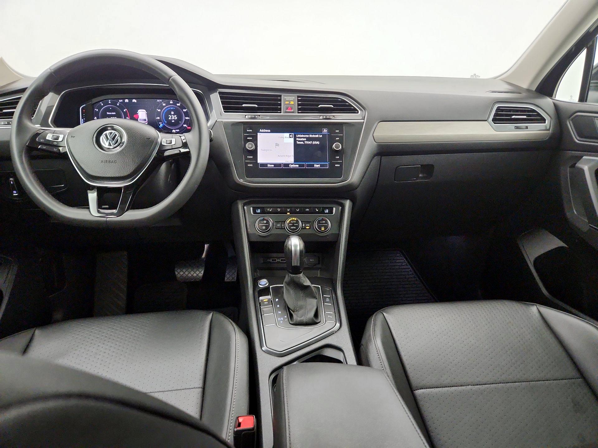 Thumbnail: 2020 Volkswagen Tiguan - 9