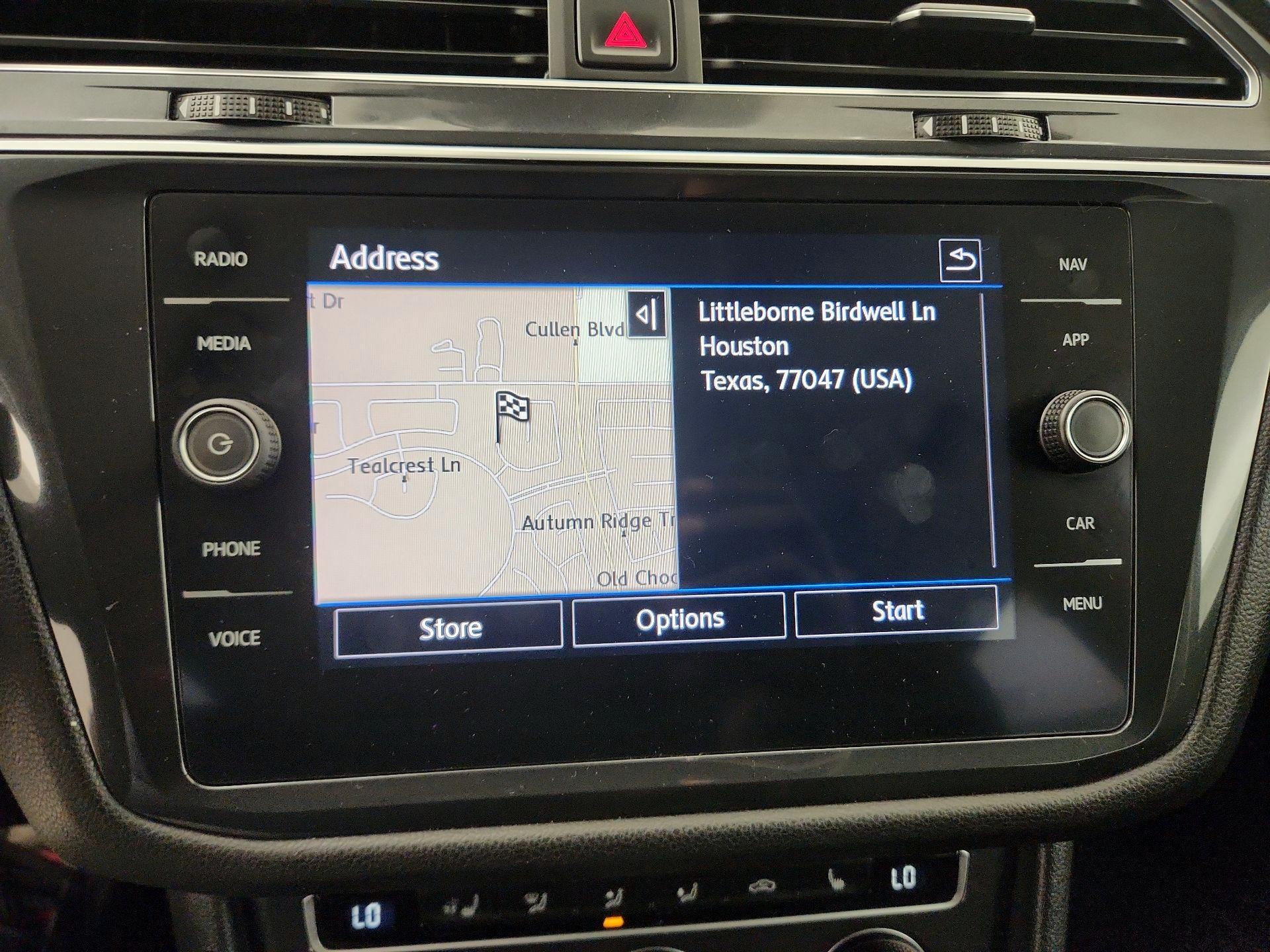 Thumbnail: 2020 Volkswagen Tiguan - 14