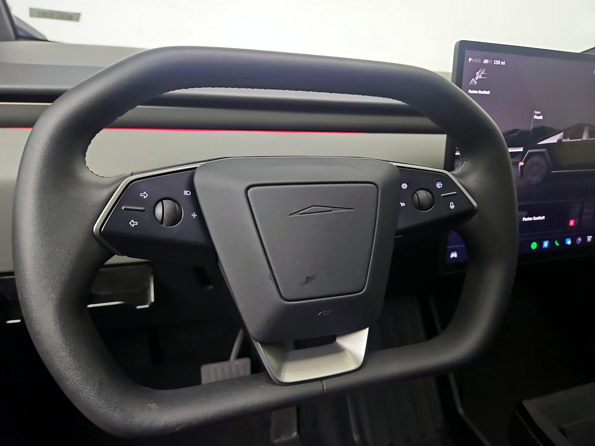 Thumbnail: 2025 Tesla Cybertruck - 10
