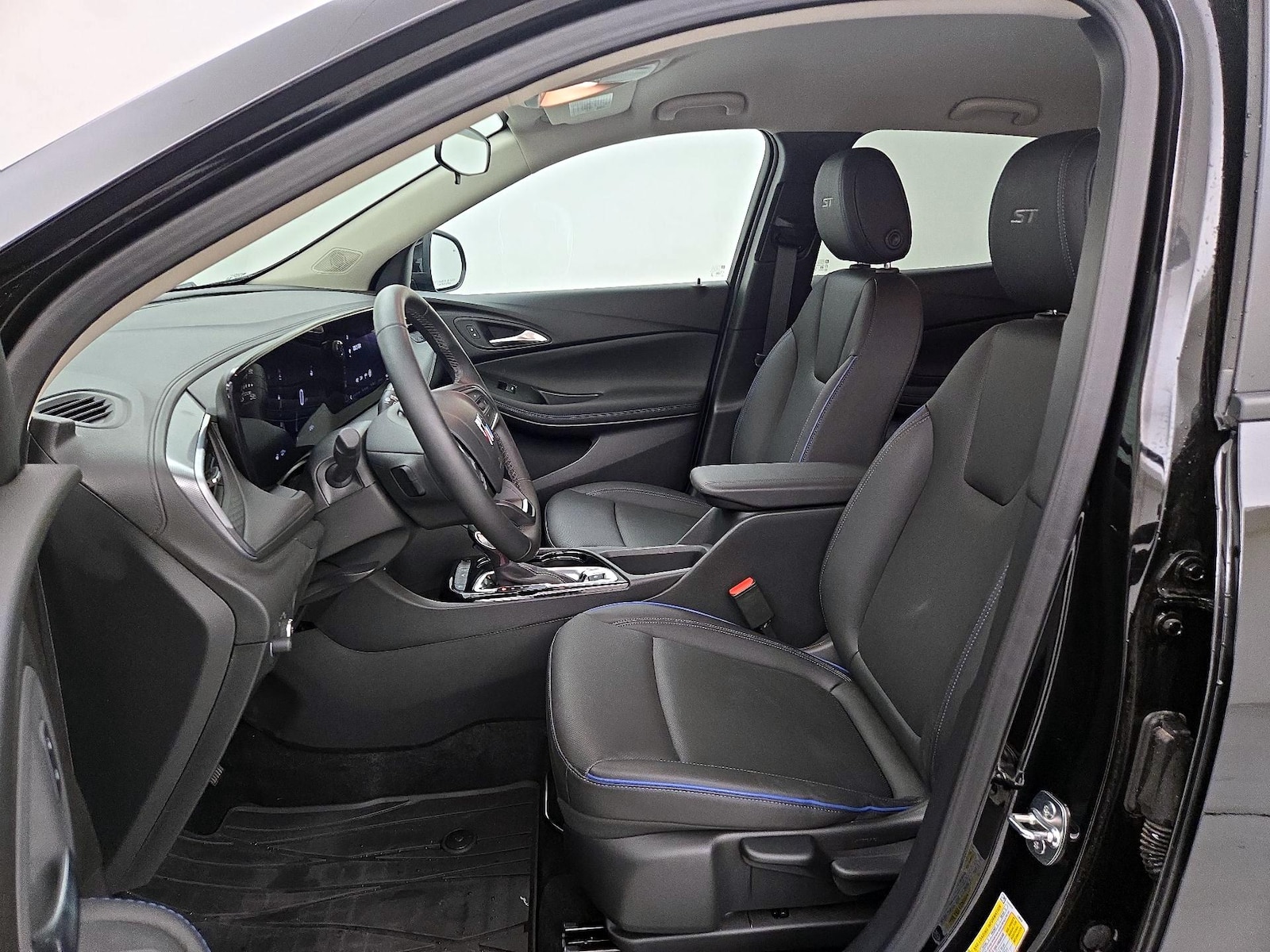 2026 Buick Encore GX Sport Touring - Photo 12