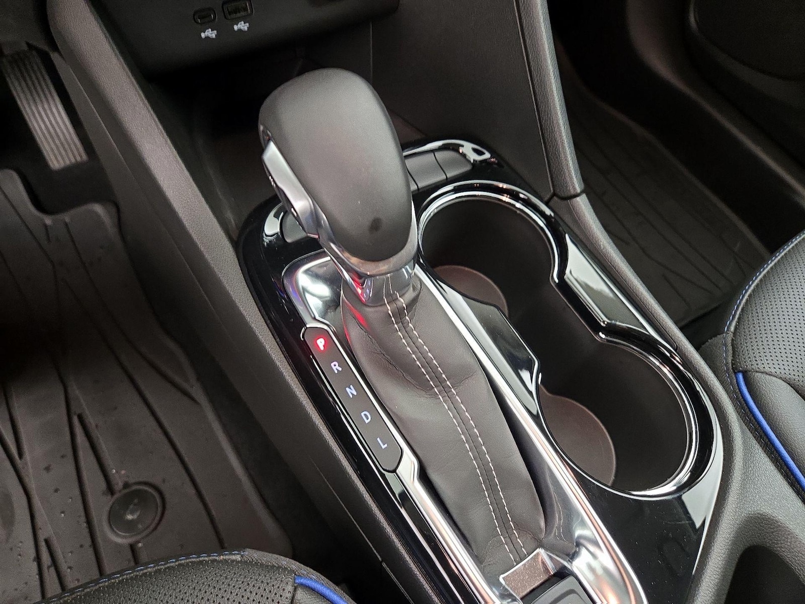 2026 Buick Encore GX Sport Touring - Photo 18