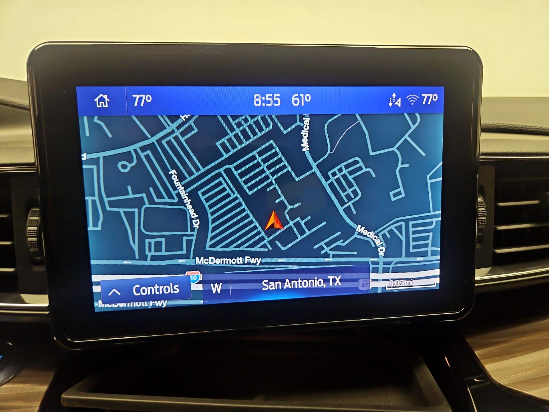 Thumbnail: 2022 Ford Explorer - 14